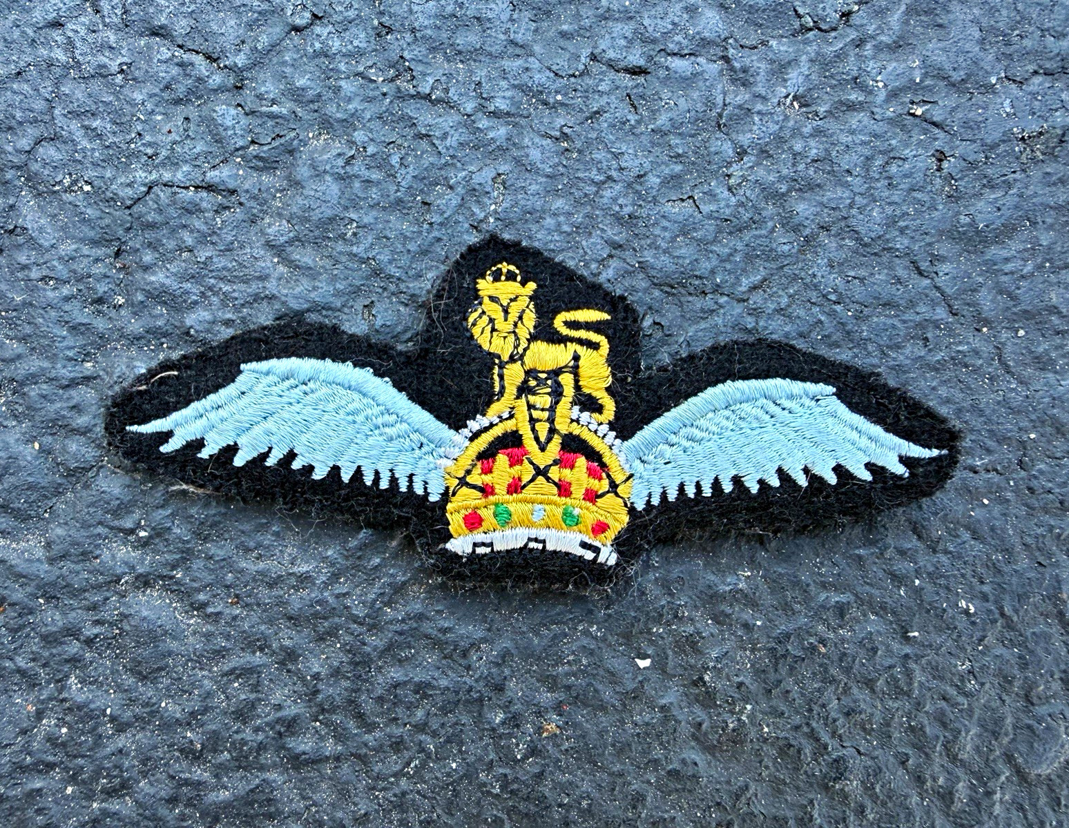 WWII British Military RAF Style Patch - Winged Crown & Lion Embroidered
