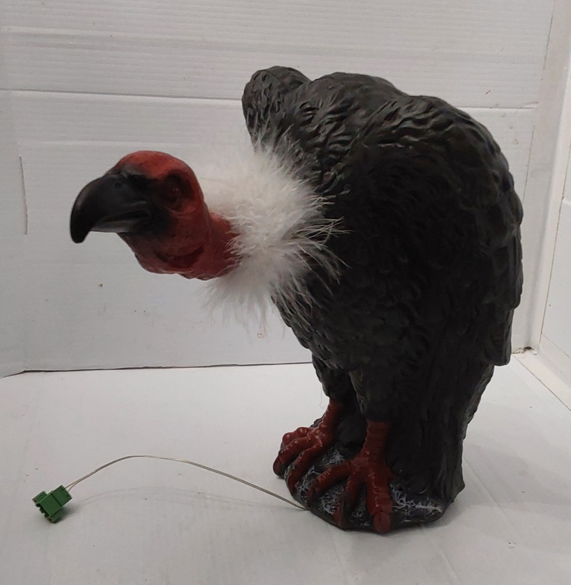 Vintage Gemmy Animated Tabletop Vulture Buzzard Halloween Prop Decor Sound Senso