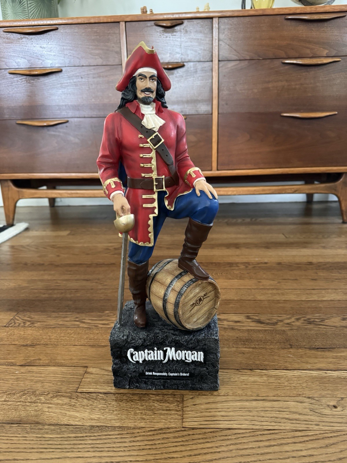 Captain Morgan Store Display Statue Bar Advertising Sculpture Sign 18\
