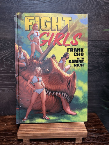 FIGHT GIRLS Deluxe Director’s Cut Signed Hardcover, Frank Cho, AWA Slightly Used