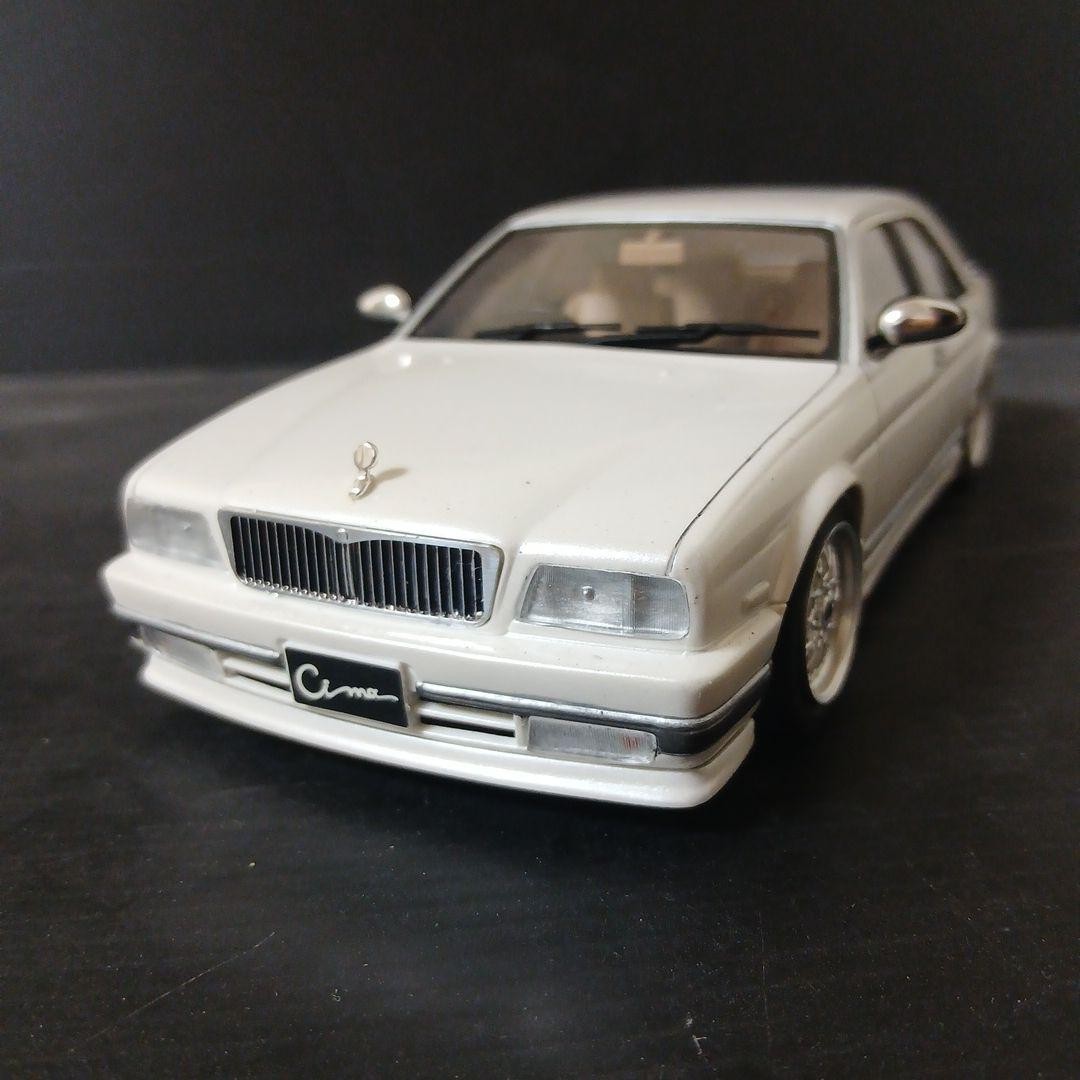 Aoshima 1/24 Y32 Cima Shakotan VIP Car Model Finished [Age 13+]