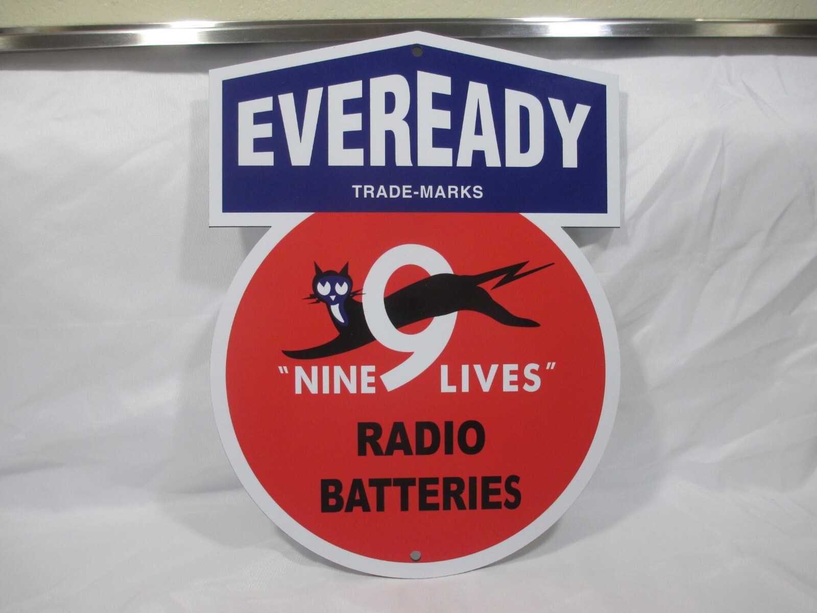 Eveready Radio Batteries 9\
