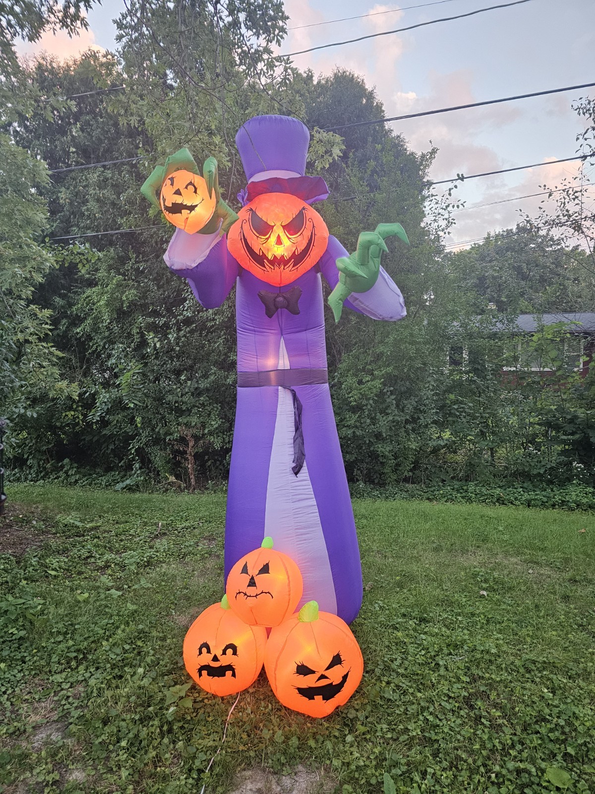 9 ft Gemmy Airblown Animated Inflatable Halloween Reaper Led Fire & Ice 
