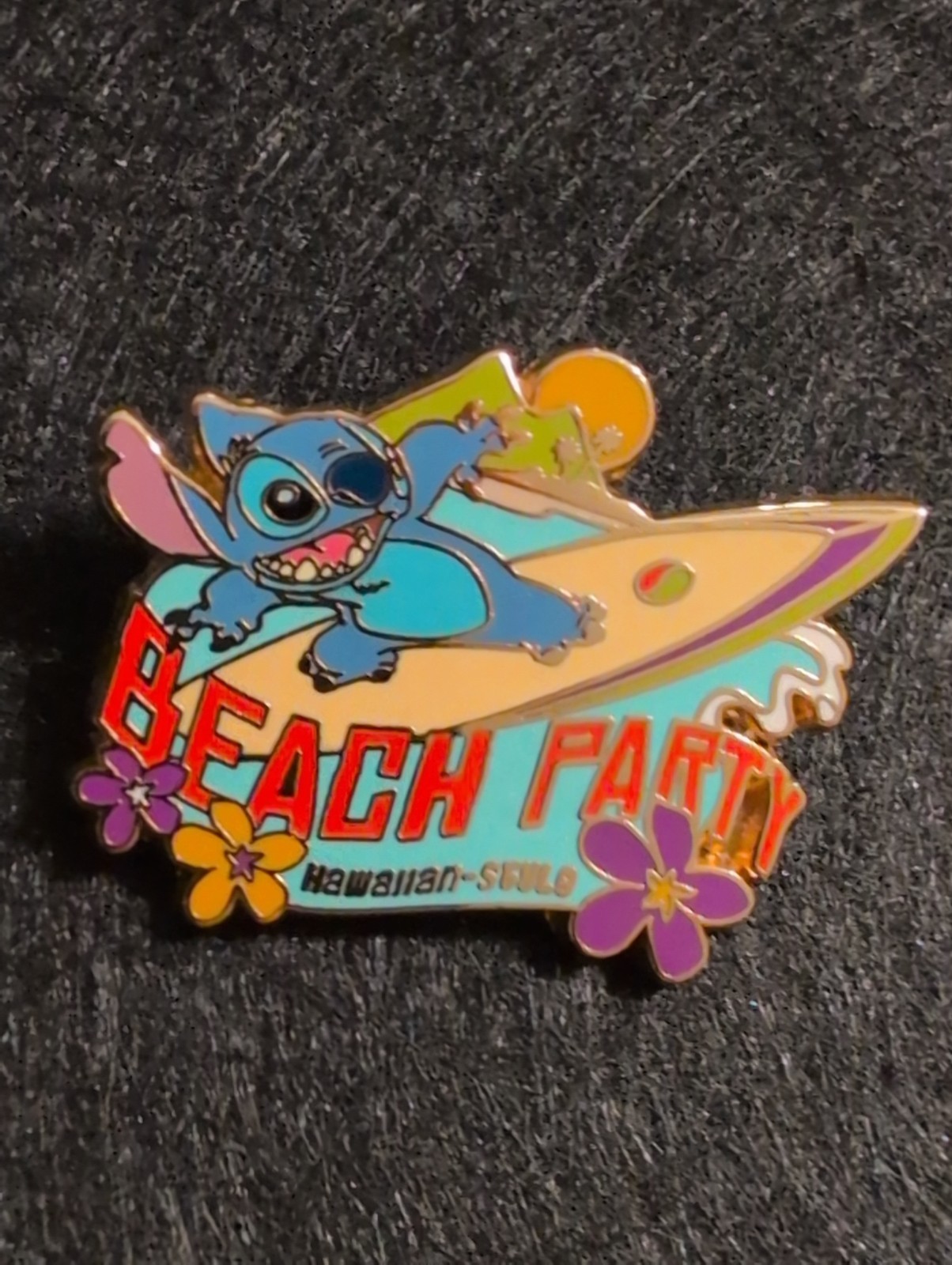 Disney Pin Escape to Paradise Beach Party Hawaiian Style - Stitch