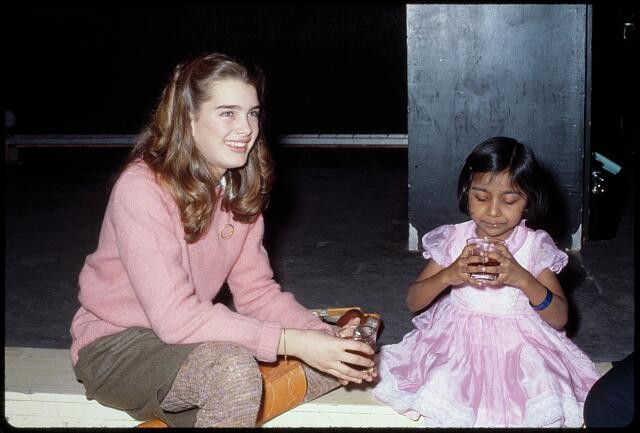 Photo:Brooke Shields 1980s March of Dimes Charity Event with Child