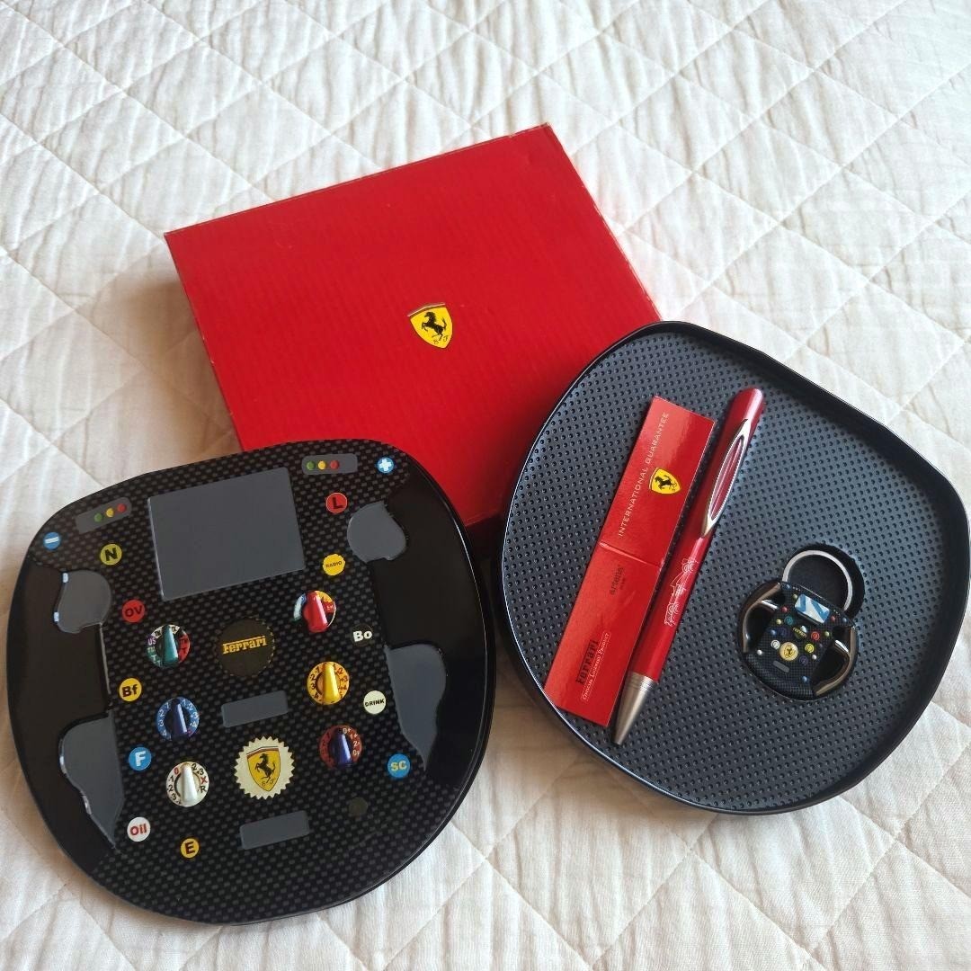 Ferrari Official F1 Steering Pen and Keychain Set Aluminum Tin Can Case Scuderia