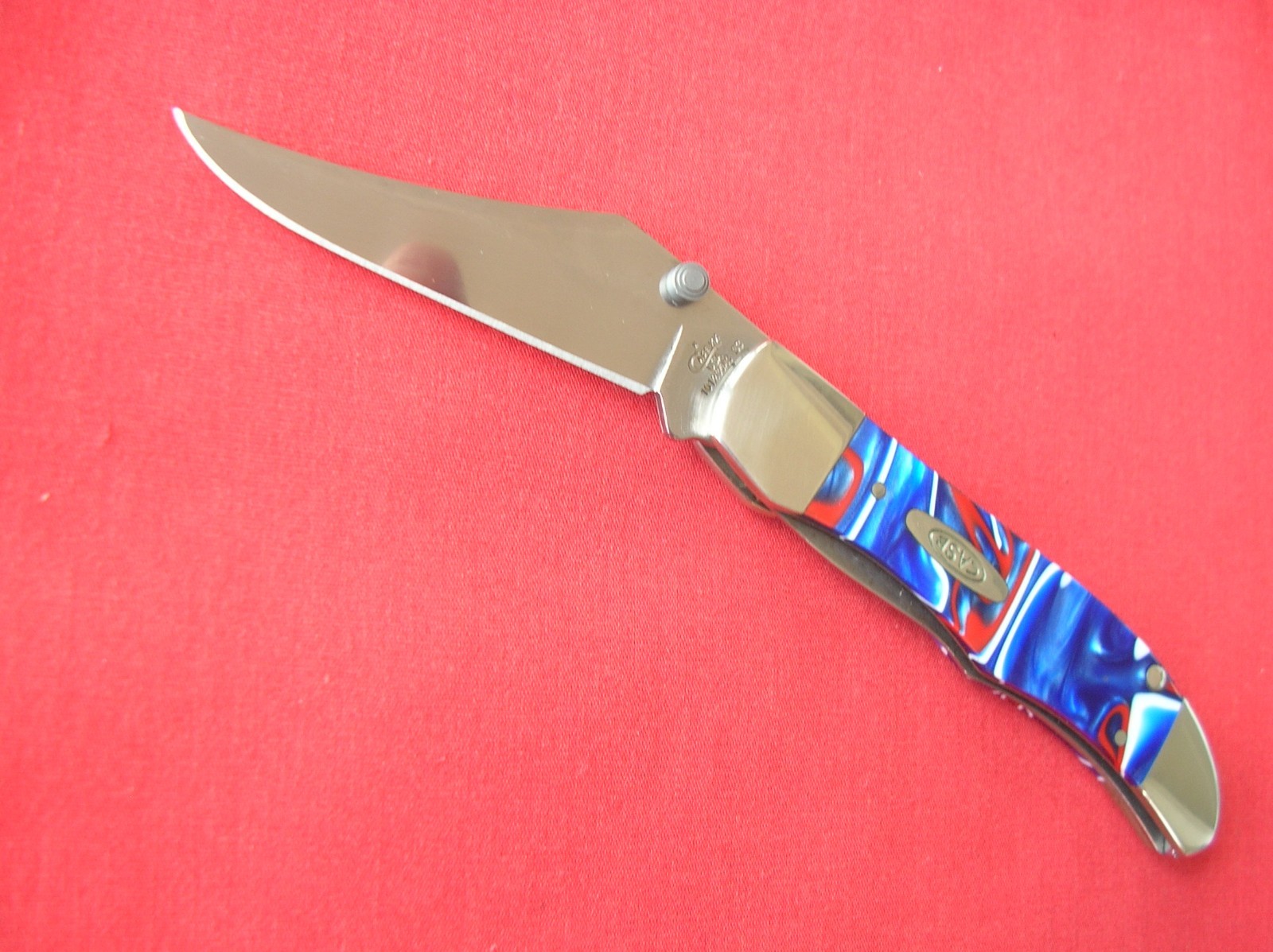 CASE XX 101265AC KICK START  MID. FOLDING HUNTER  PATRIOTIC HANDLES KNIFE