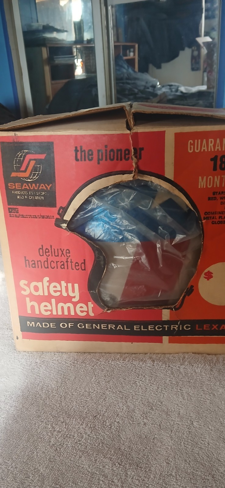 VINTAGE METALFLAKE CAPTAIN AMERICA   HELMET  1973 by Seaway    THE HOLY GRAIL