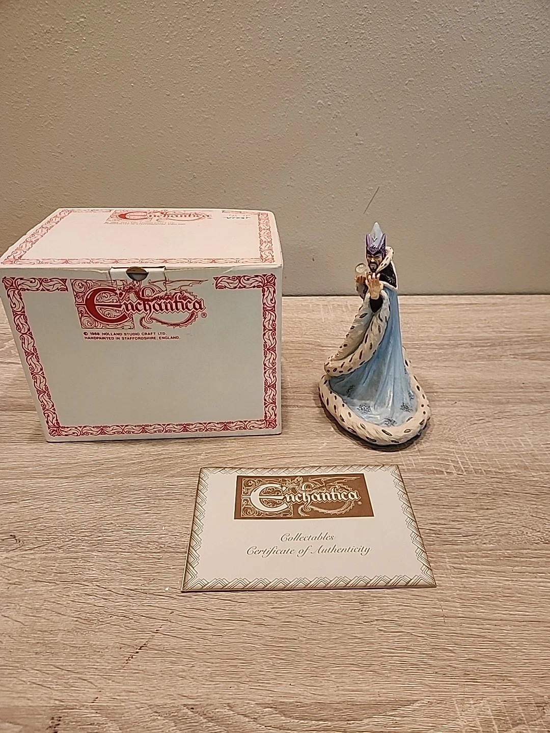 Enchantica Figurine EN4578 Vrorst Winter Wizard. in box 0484 or 9500 ltd edition