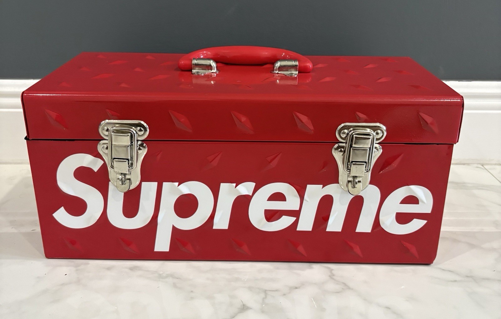 Supreme Diamond Plate Tool Box Red Box Logo FW18 Brand New 2018 White Logo