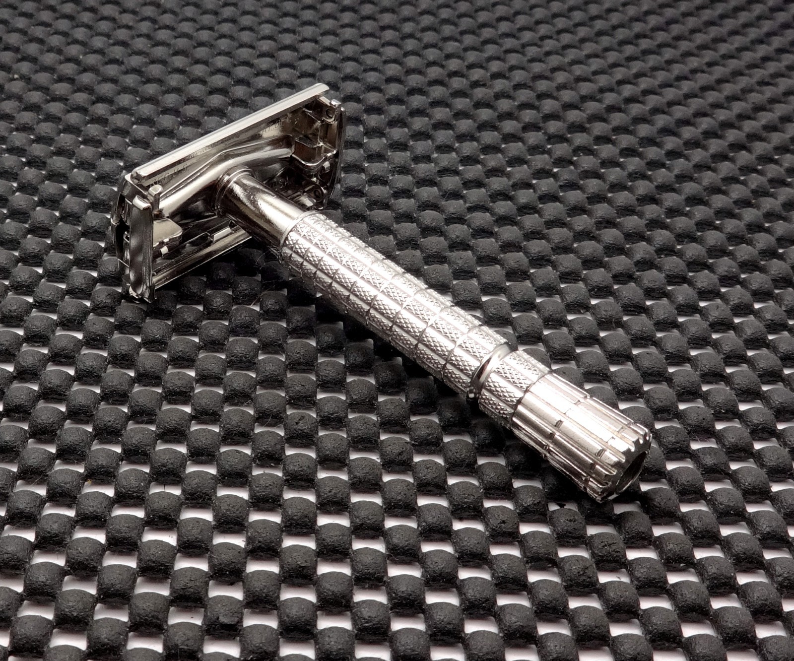 Vintage 1954 Gillette Flare Tip Super Speed DE Safety Razor Z2 Stunning & Clean