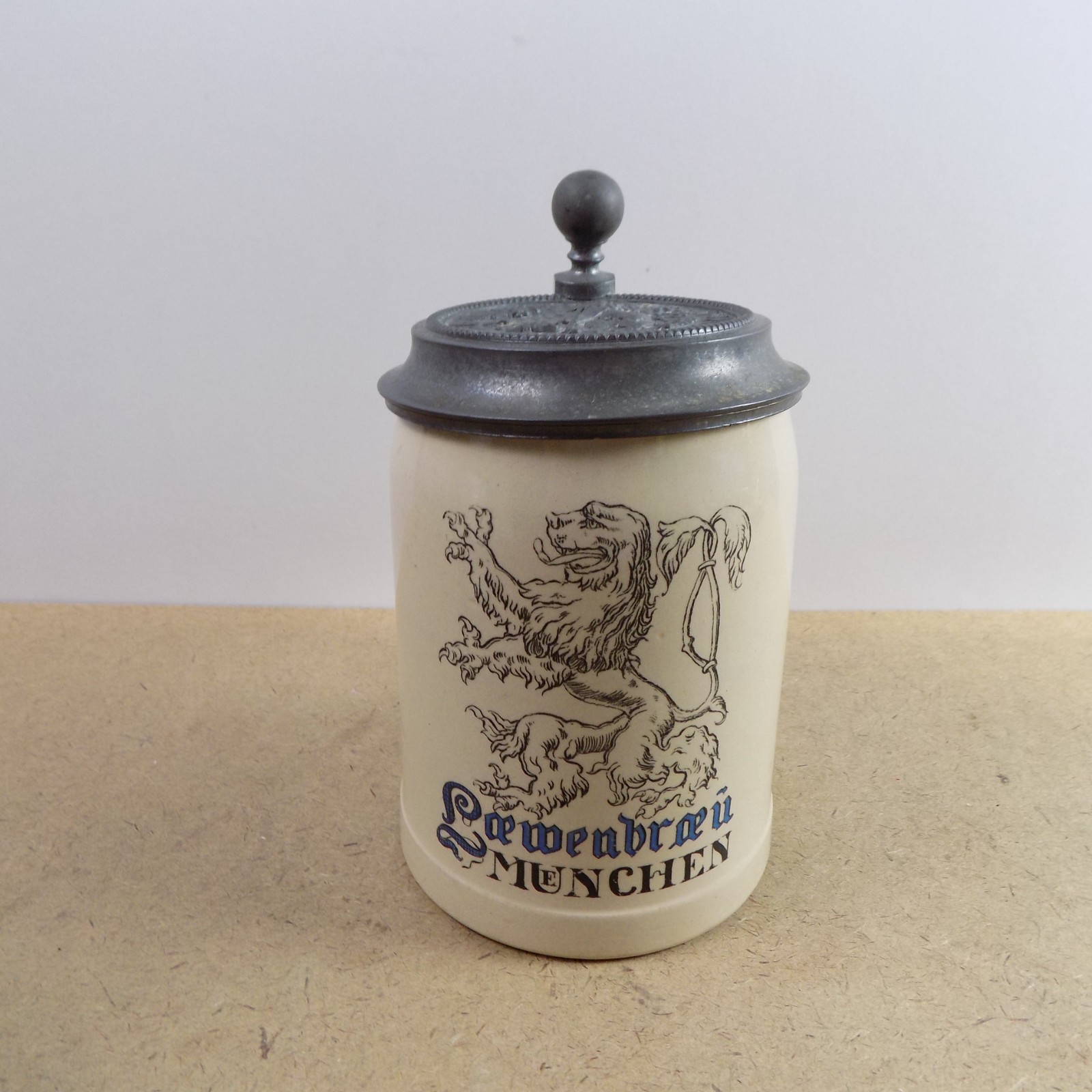 Lowenbrau Brewery German Beer Stein Munich Old Antique Vintage Merkelbach & Wick