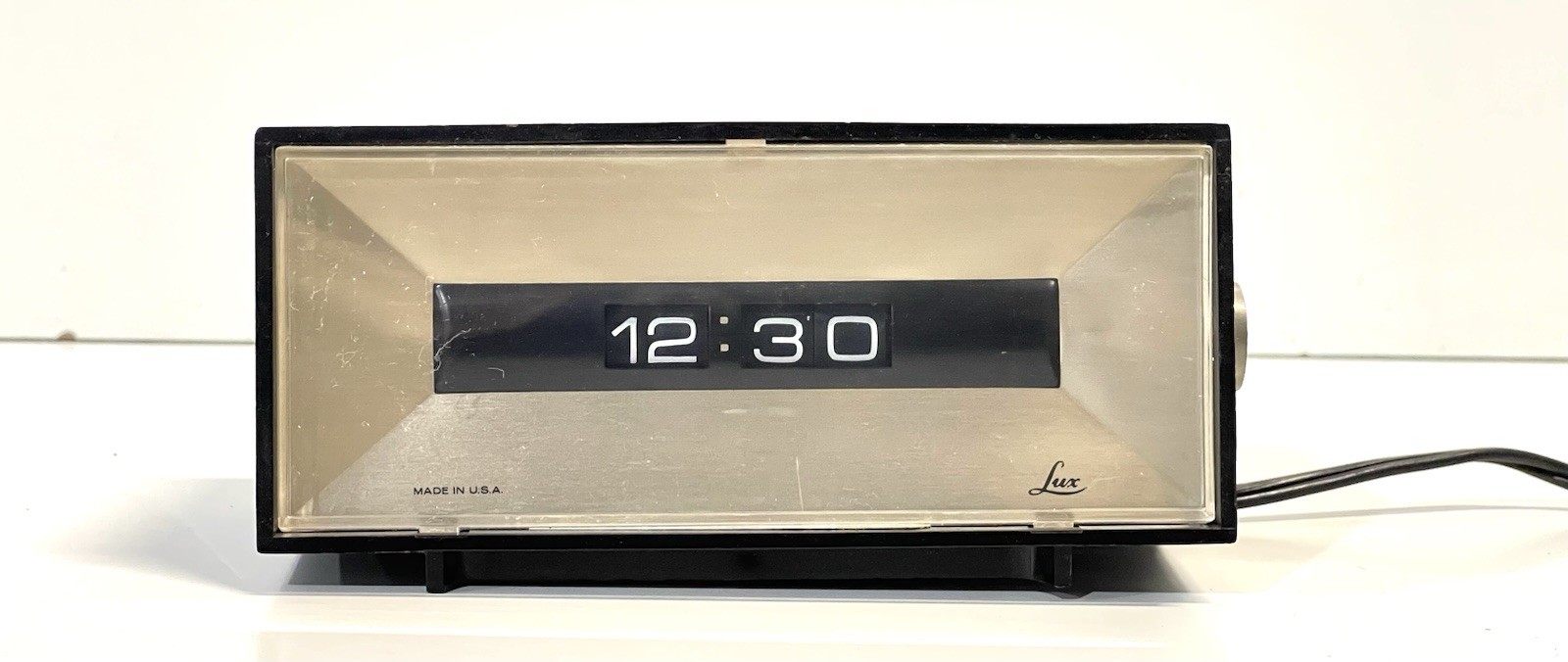 Vintage Lux Flip Clock MCM Made In USA