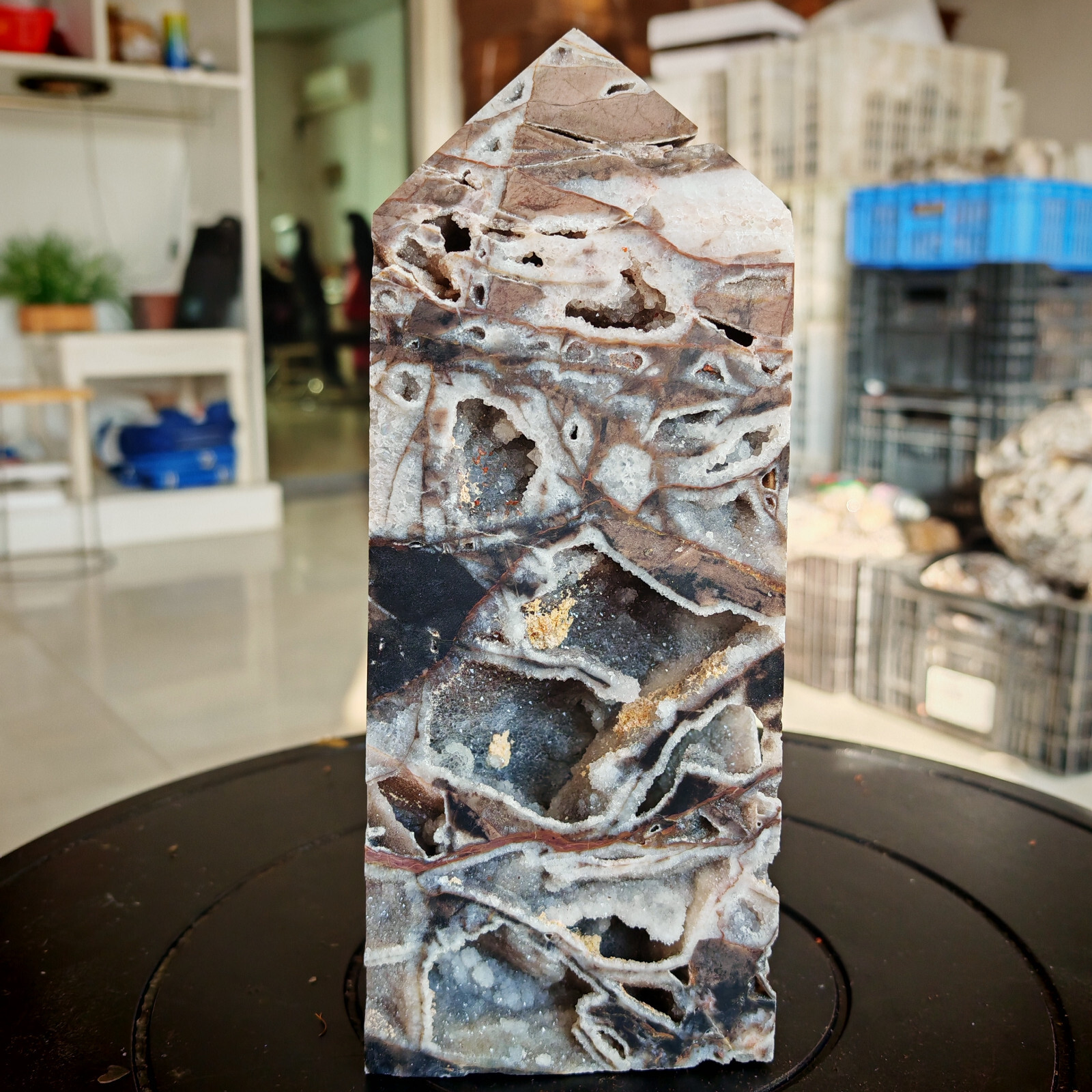 5.5LB Polishing and repairing of natural sphalerite crystal columns 2500g