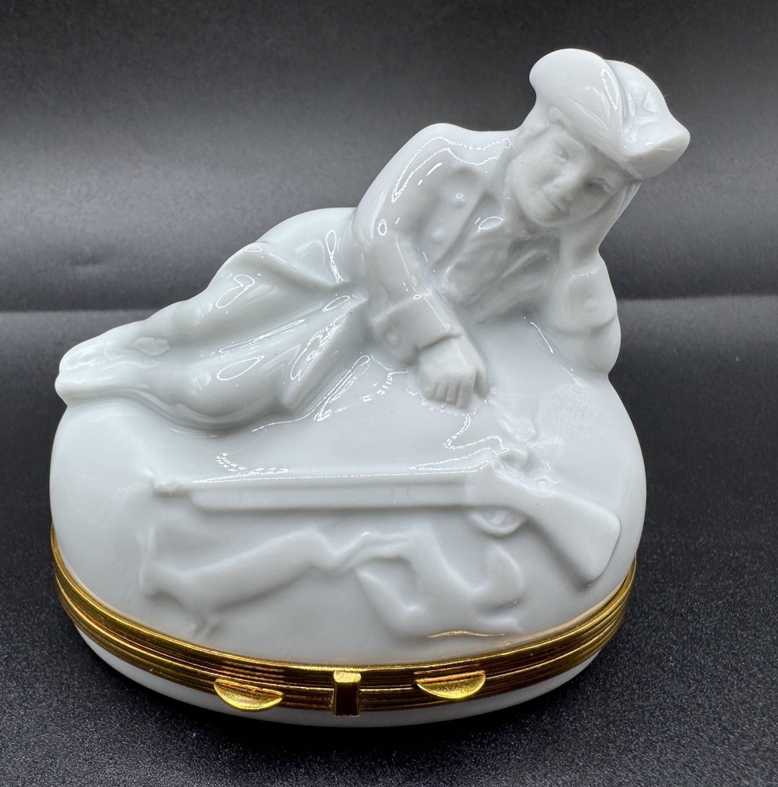 Piotet Limoges France Colonial Hunter with Rifle Patriotic Porcelain Trinket Box