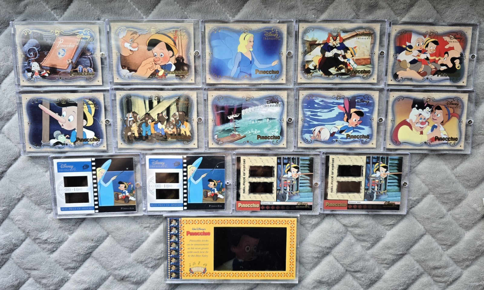 10 Mint PINOCCHIO 2003 Upper Deck Disney Treasures  Cards/4RPH/1 motion cel