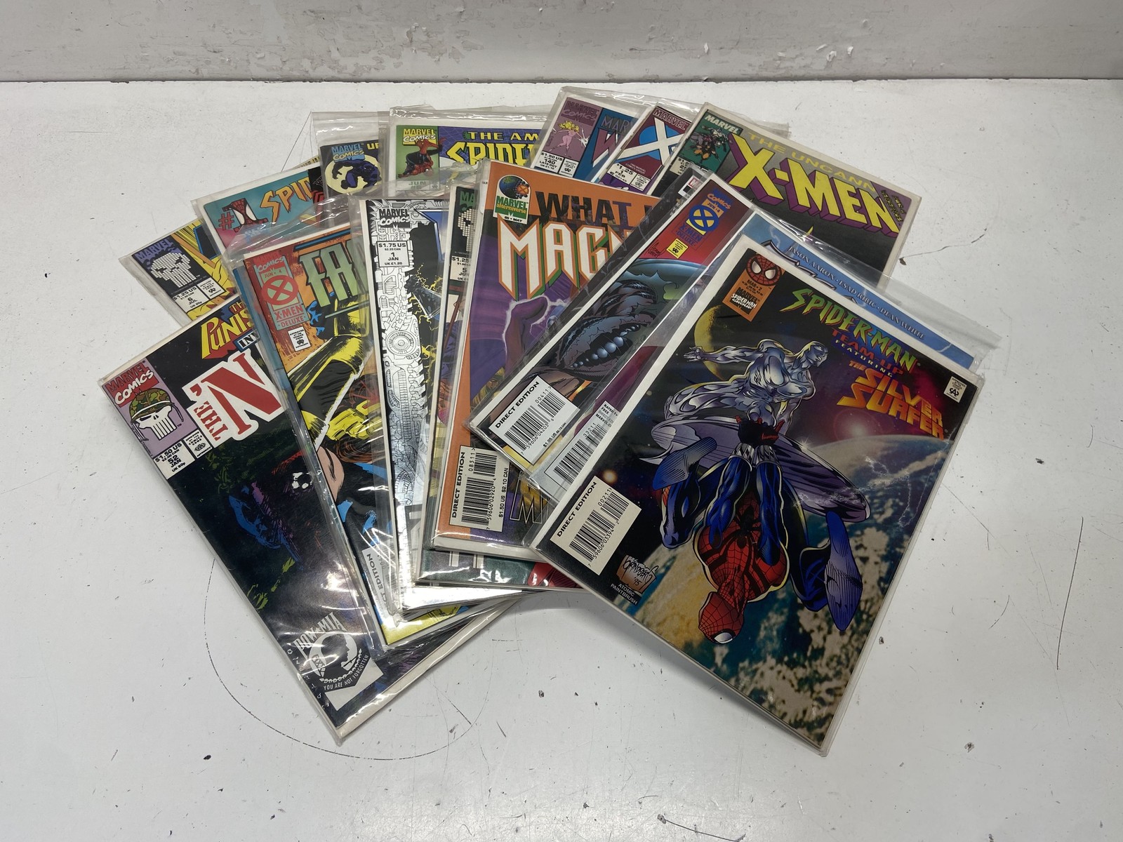 Marvel Comic Book Lot 1990s Modern Age Superhero Mixed Titles 24 Comics