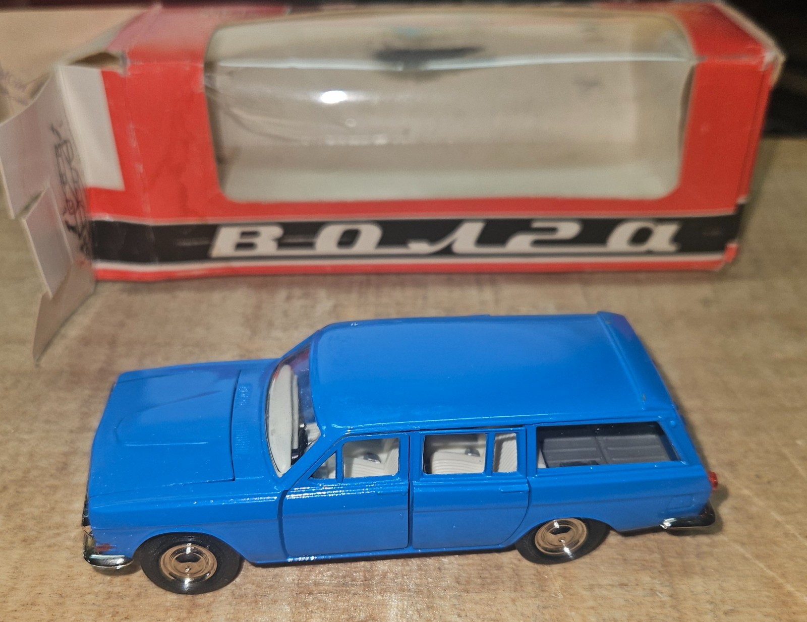 vintage 1:43 scale die-cast model of a Soviet GAZ-24-02 Volga station wagon in b