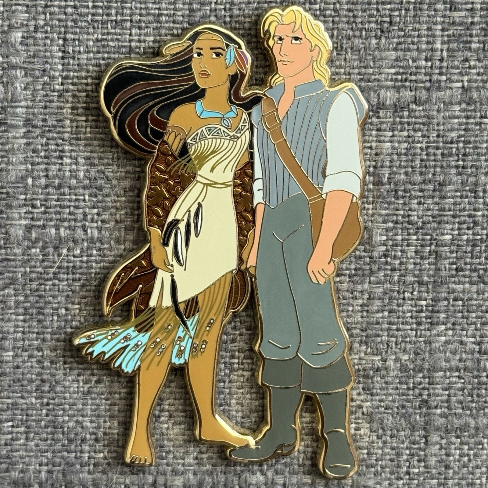 Disney Fairytale Designer Pocahontas & John Smith LE 350 Pin B5