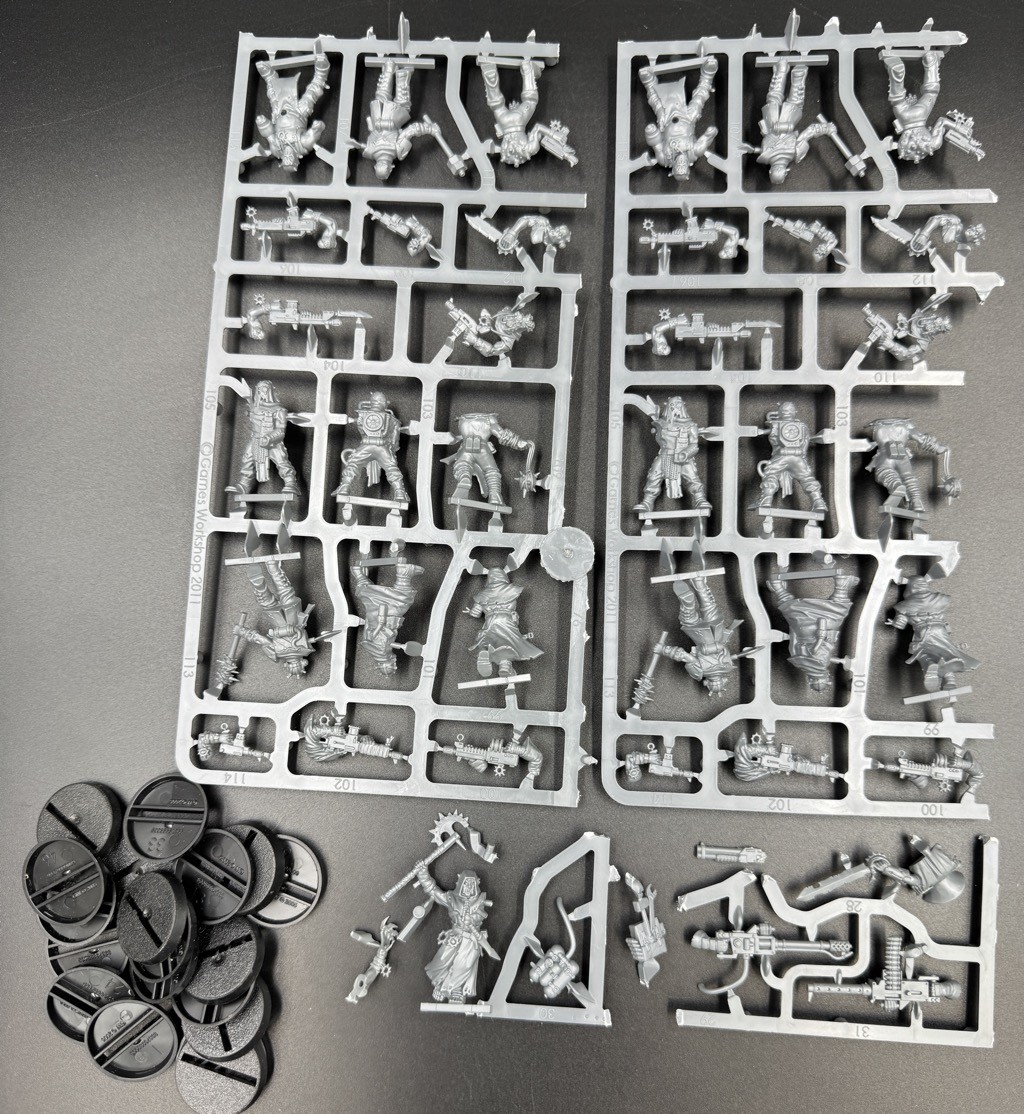 Warhammer 40k Chaos Cultists Dark Vengeance No Techvar Mint