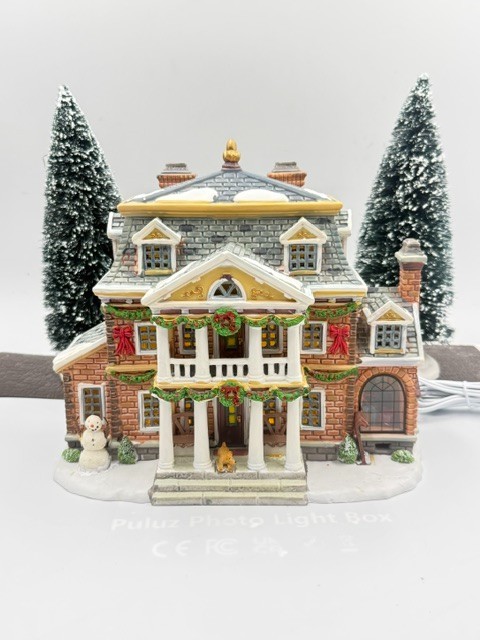 LEMAX Village Collection Lighted Building Caddington Village Conover Estate