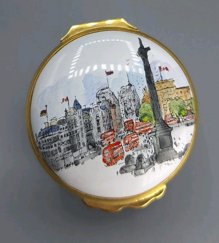 Trafalgar Square - Royal Academy of Arts - Halcyon Days Enamels Trinket Box