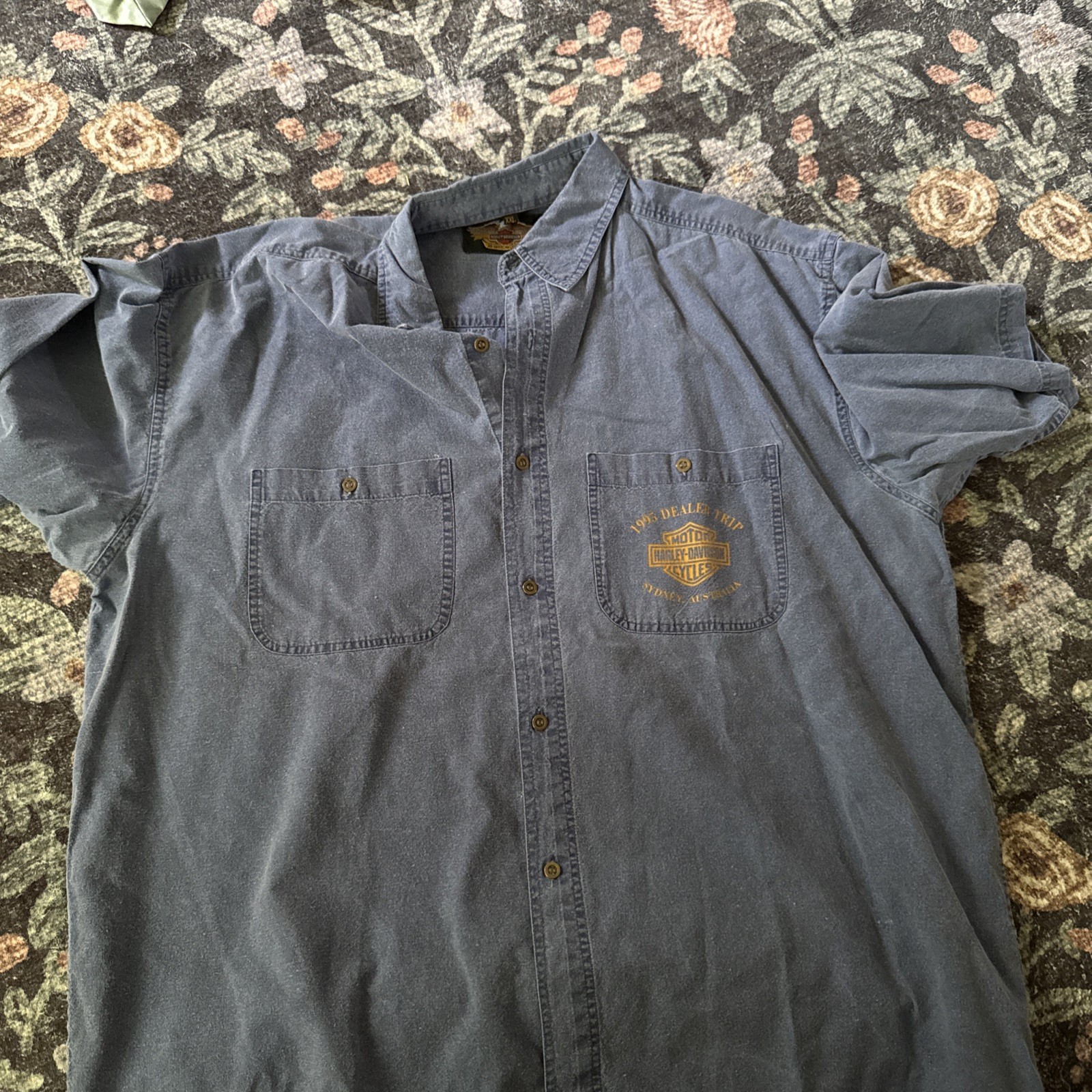 Rare 1995 Harley Davidson Dealer Trip Australia Walkabout Button Men’s Shirt-XXL