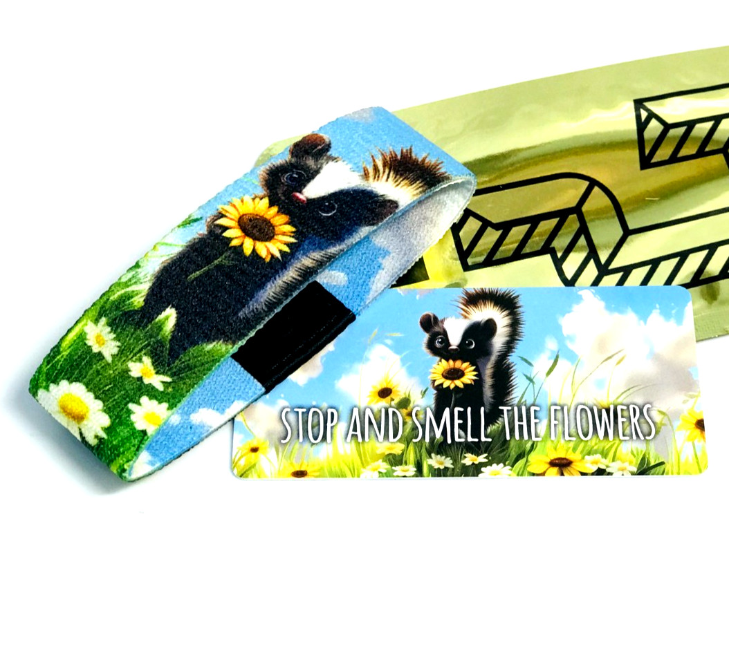 ZOX *STOP AND SMELL THE FLOWERS* Silver Strap Small Goldie Mys Wristband w/Card