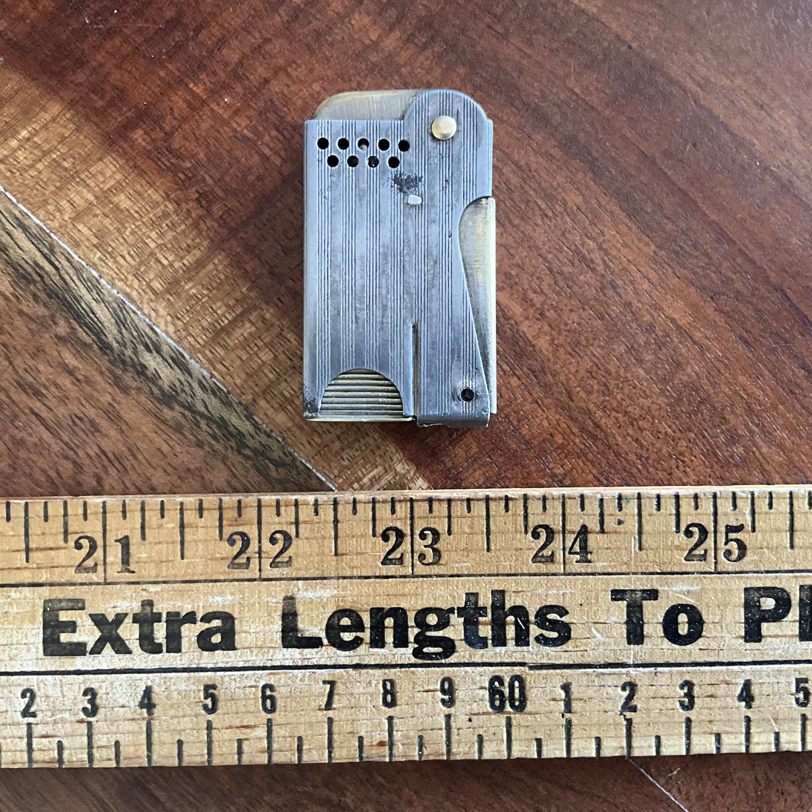 EXTREMELY RARE Rex Int\'l Corp New York Squeeze Lighter - WORKING