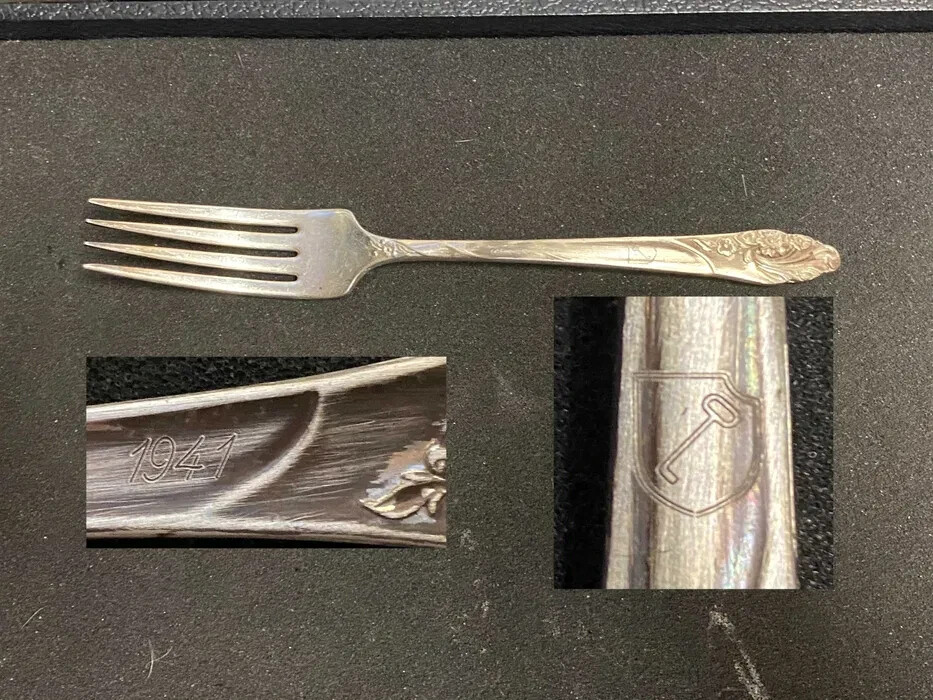 German   ww2    1941   black   elite LAH   fork