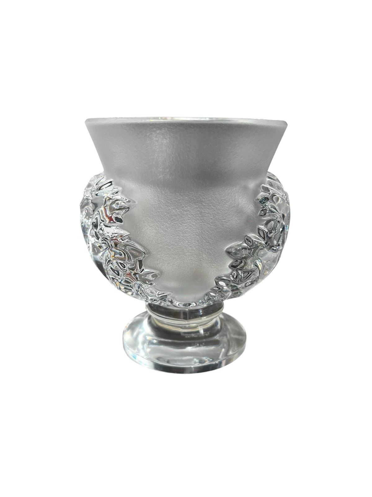 Lalique Saint-Cloud Crystal Vase Frosted Clear Acanthus Leaf 4.5