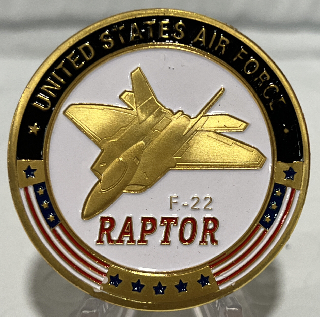 * UNITED STATES Air Force F-22 Raptor Challenge New Coin In An Airtight Capsule