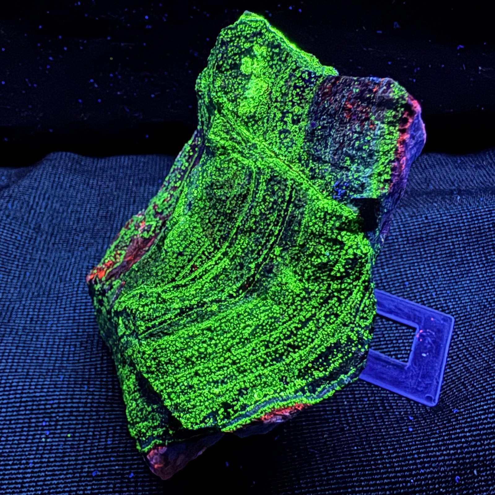Superb Banded Willemite, Calcite: Third Plain Zinc Mine, Angorigina, Australia