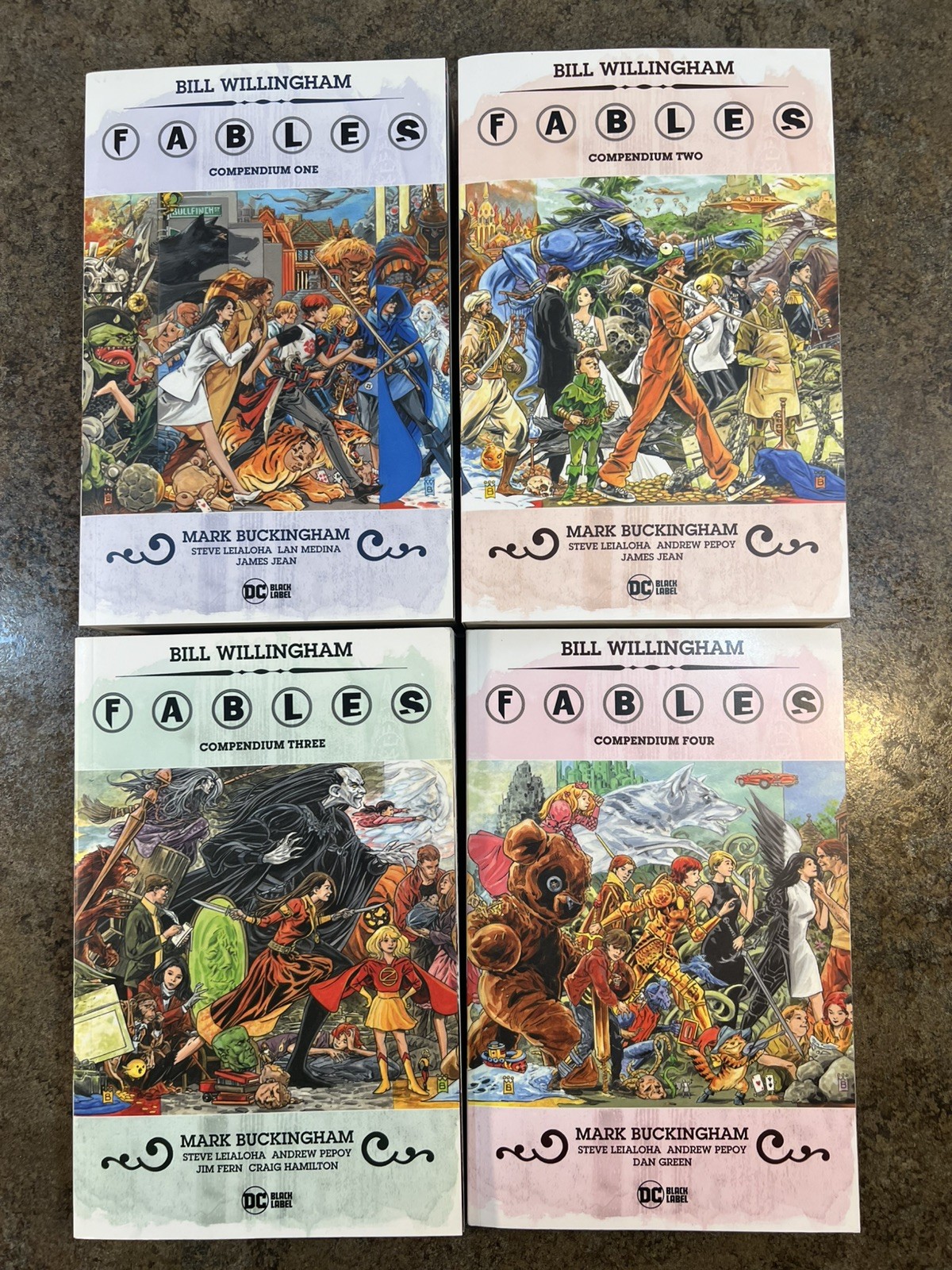 Vertigo DC Fables Compendium Complete Set Bill Willingham Vols 1 - 4 Never Read 