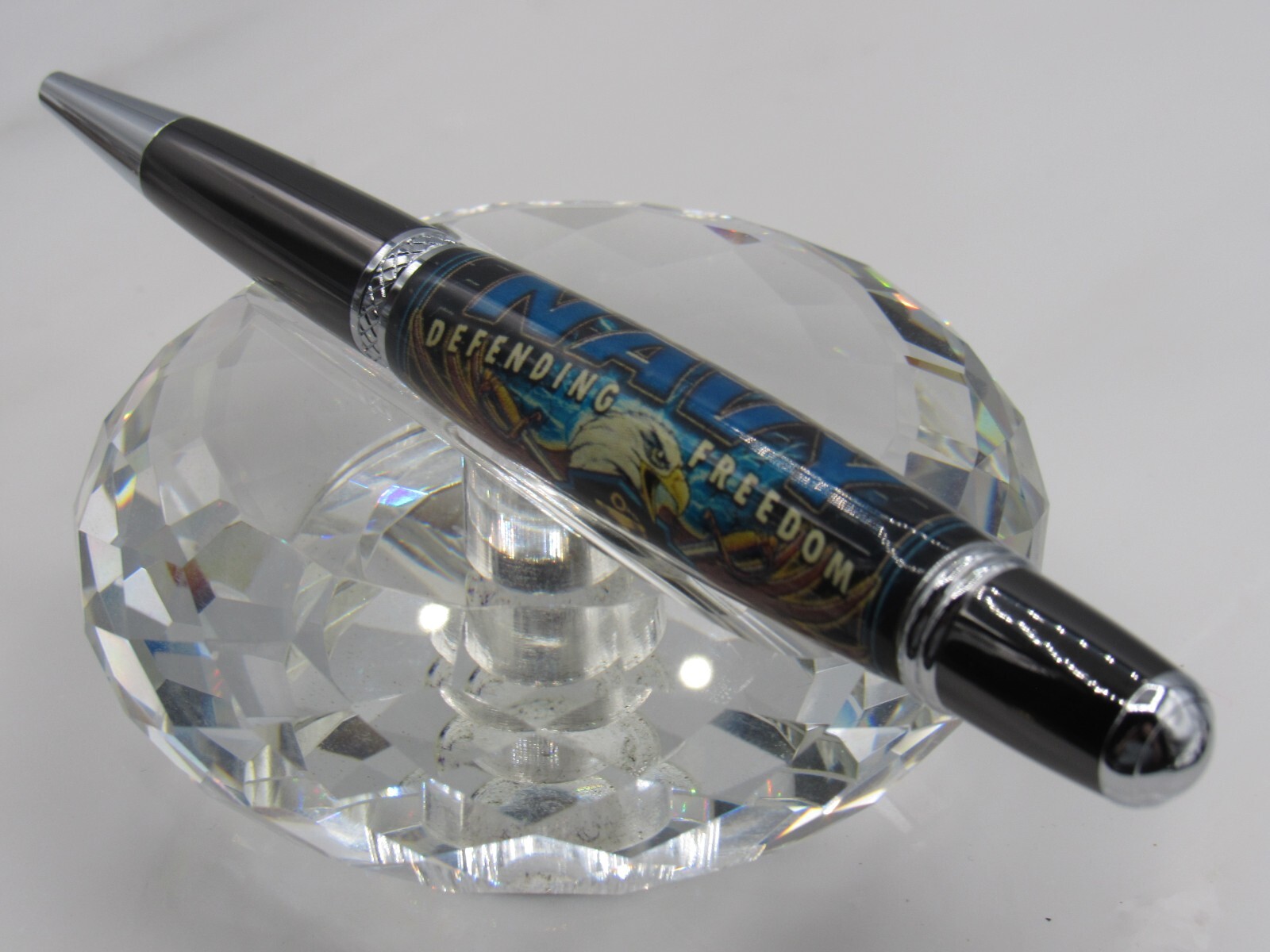 HIGH QUALITY HANDMADE SIERRA UNITED STATES NAVY DEFENDING FREEDOM TWIST BP PEN