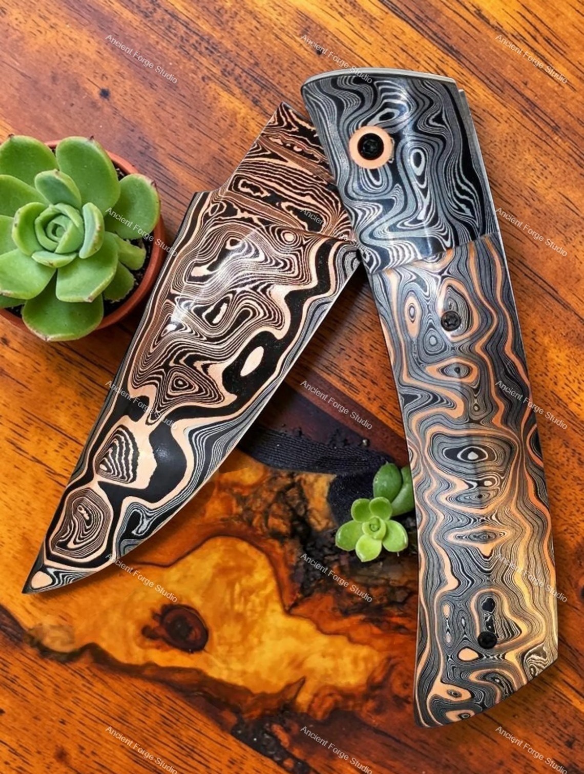 Copper damascus Folding Knife – Copper Labyrinth Pattern – Artisan Crafted