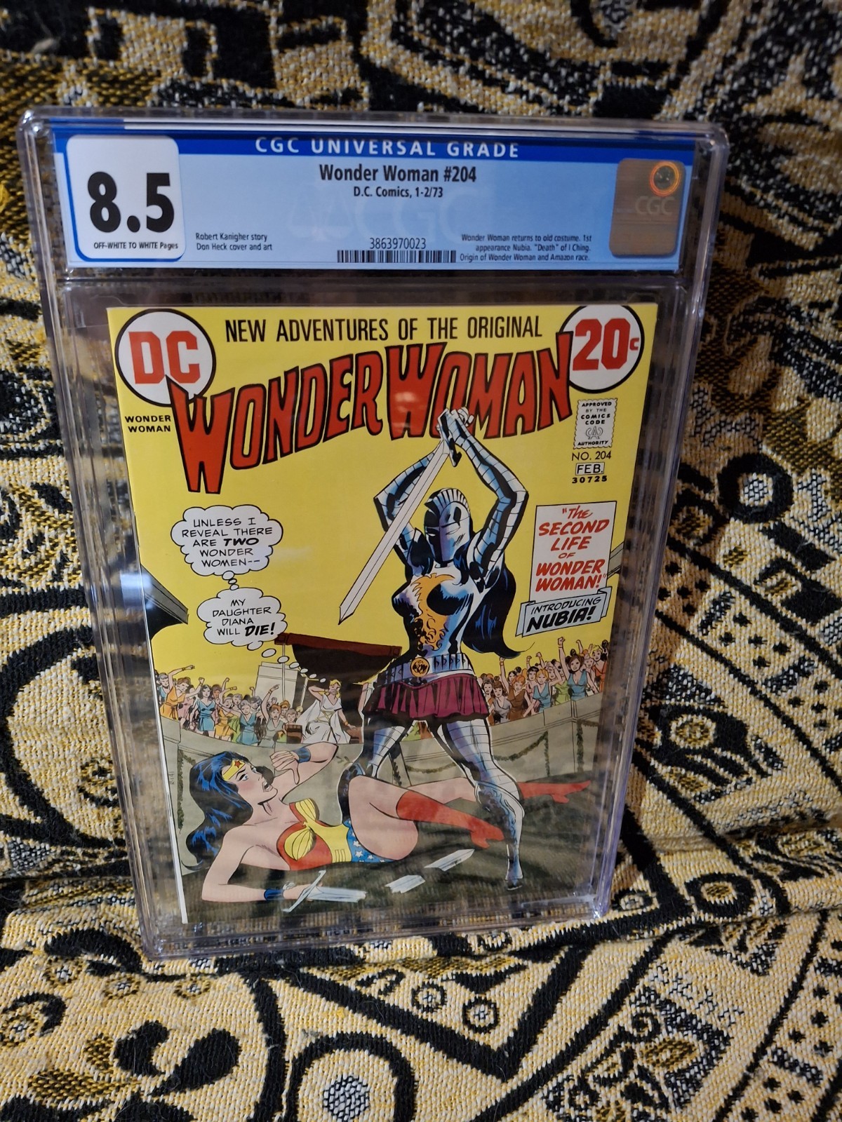 Wonder Woman #204 CGC 8.5 1st Appearance of Nubia Origin of WW & the Amazon Race