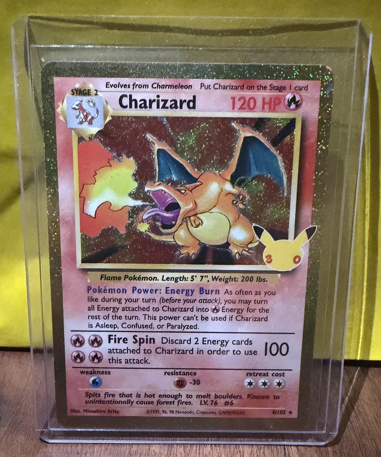 Charizard 4/102 Holo 120 HP English 30th anniversary set