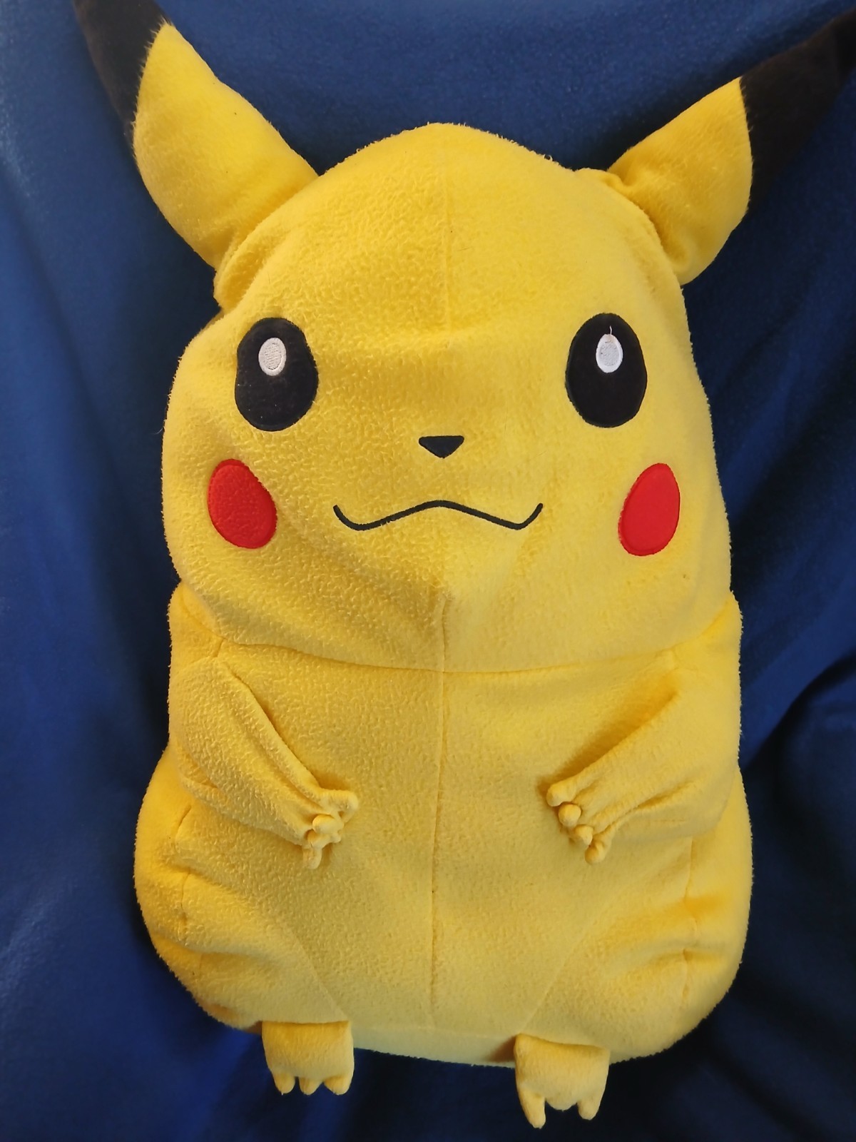 Vintage 1999 22” Pokemon Nintendo Giant LifeSize Cuddle Pillow Pikachu Plush