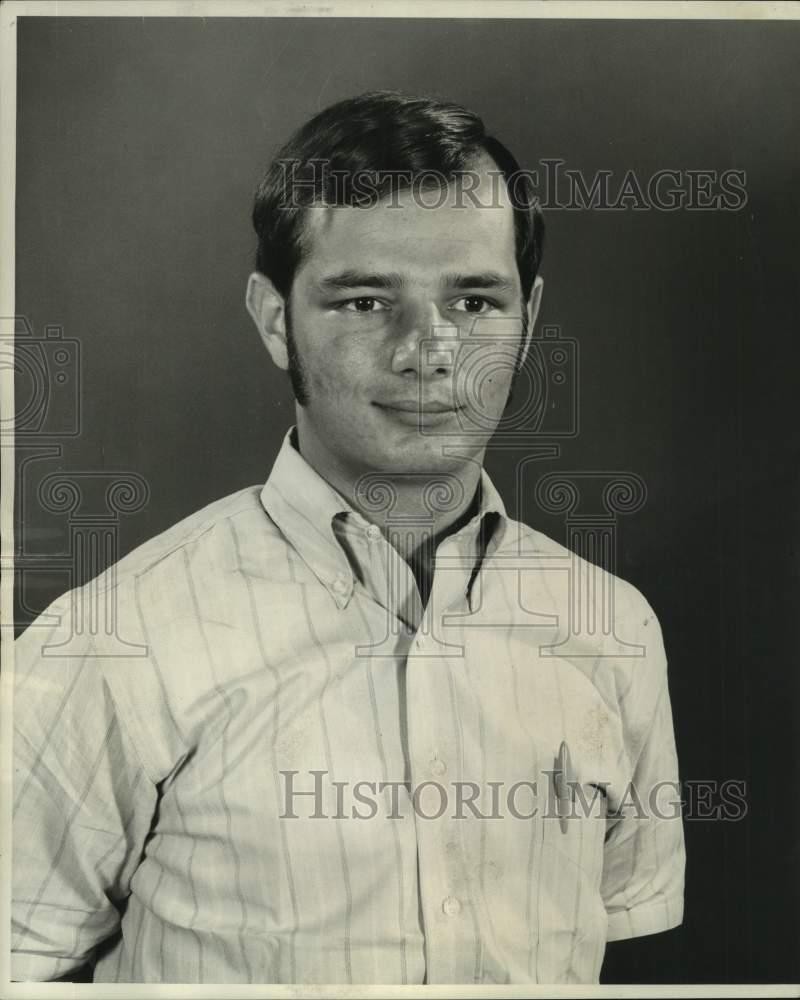 1969 Press Photo Mike Lange writes about baseball championship - nob61167