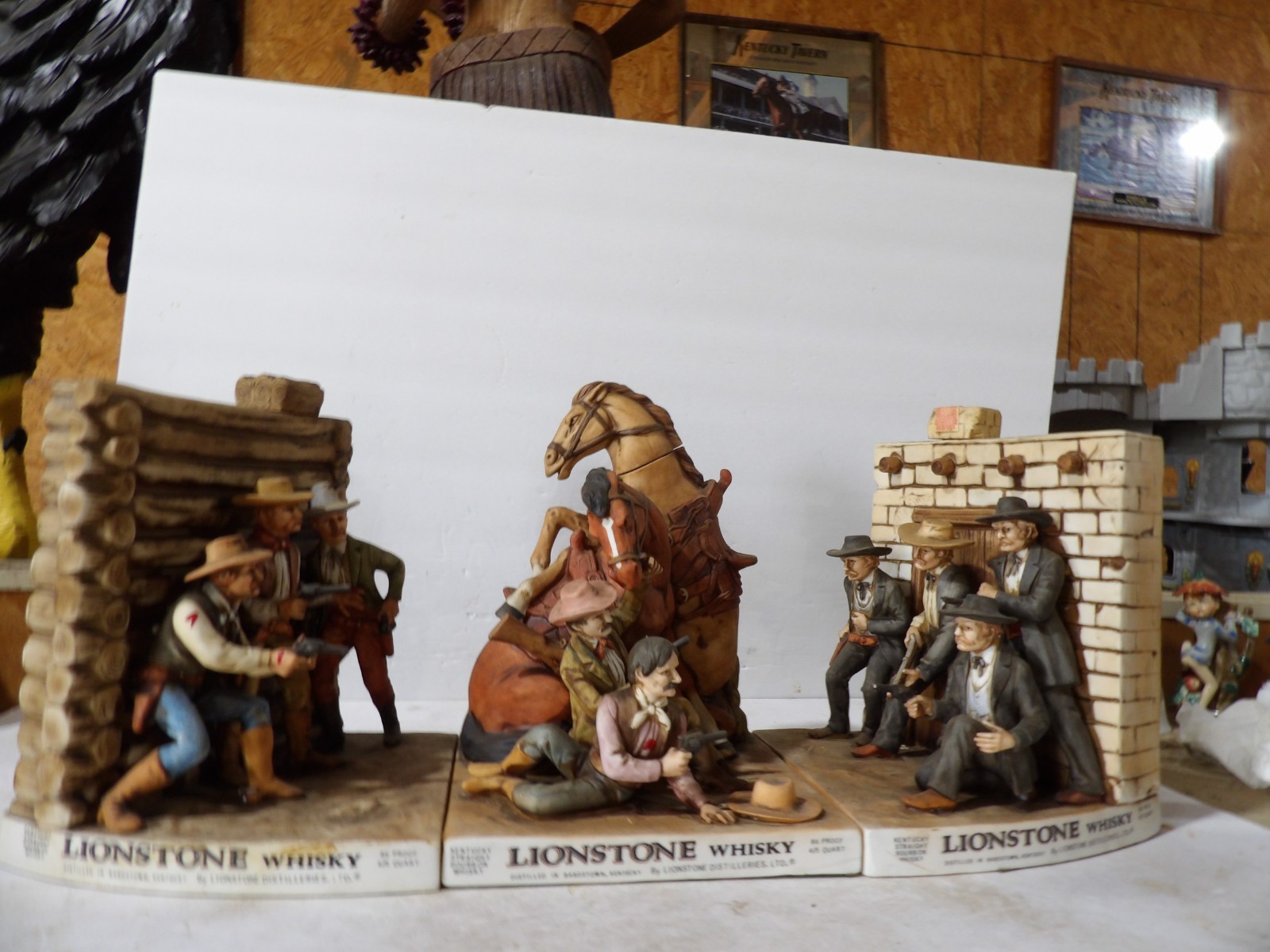 Lionstone Shoot Out At The OK Corral Decanter 3 Piece set