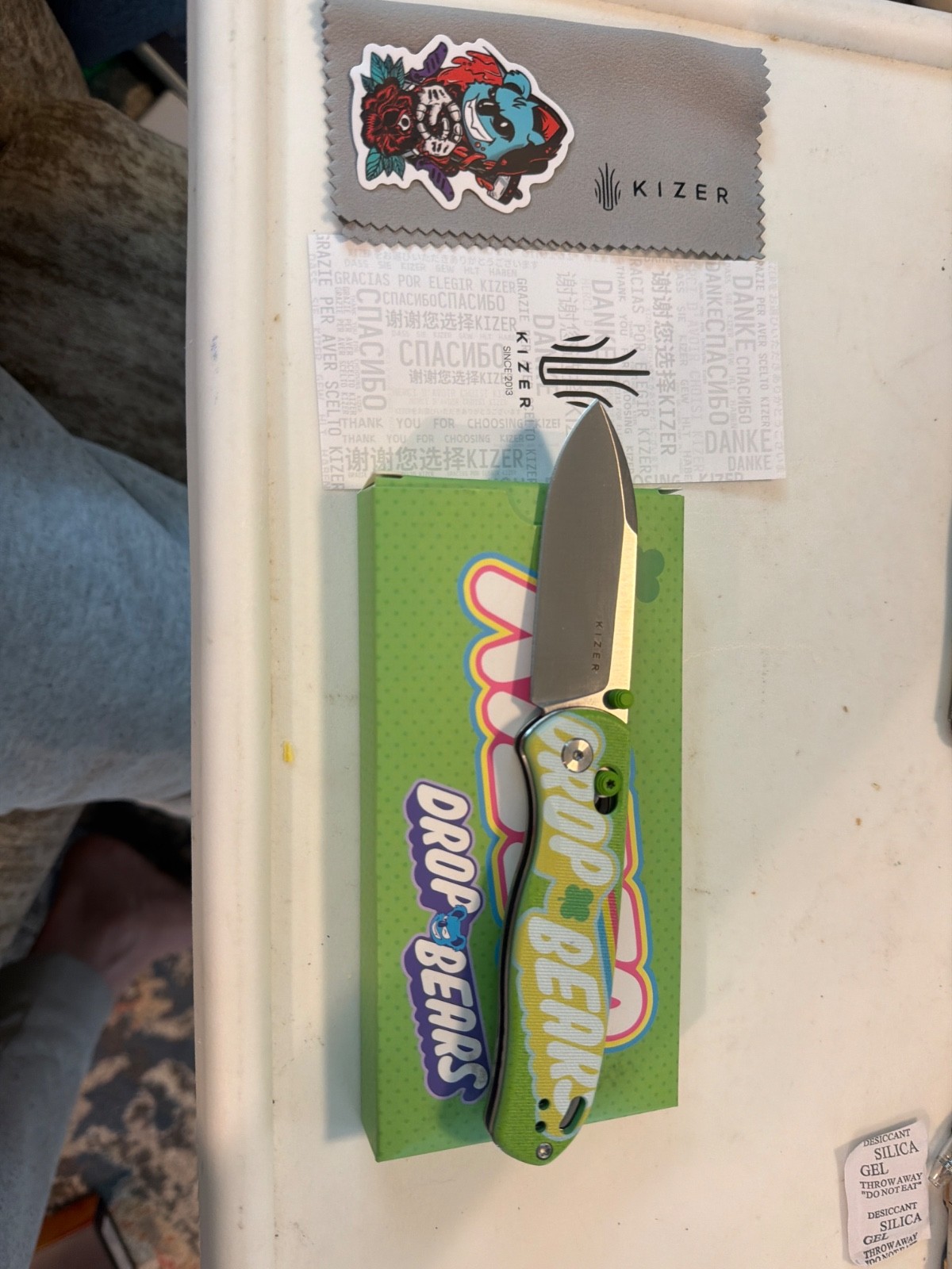 DISCONTINUED LIMITED RUN Kizer Drop Bear GREEN  Folding Knife