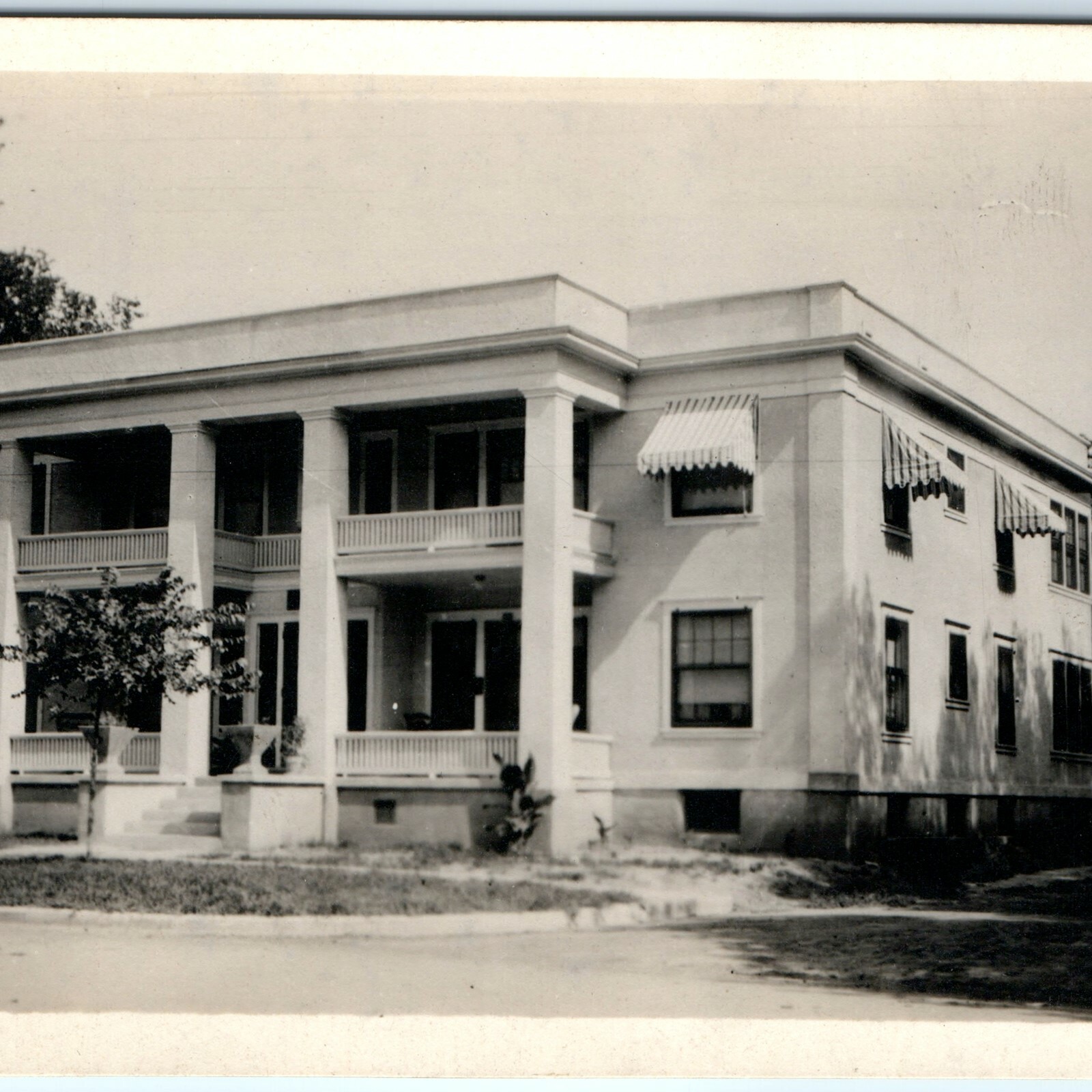 c1910s Waterloo, IA Grey Flats West 3rd St near Bridge Apartment House RPPC
