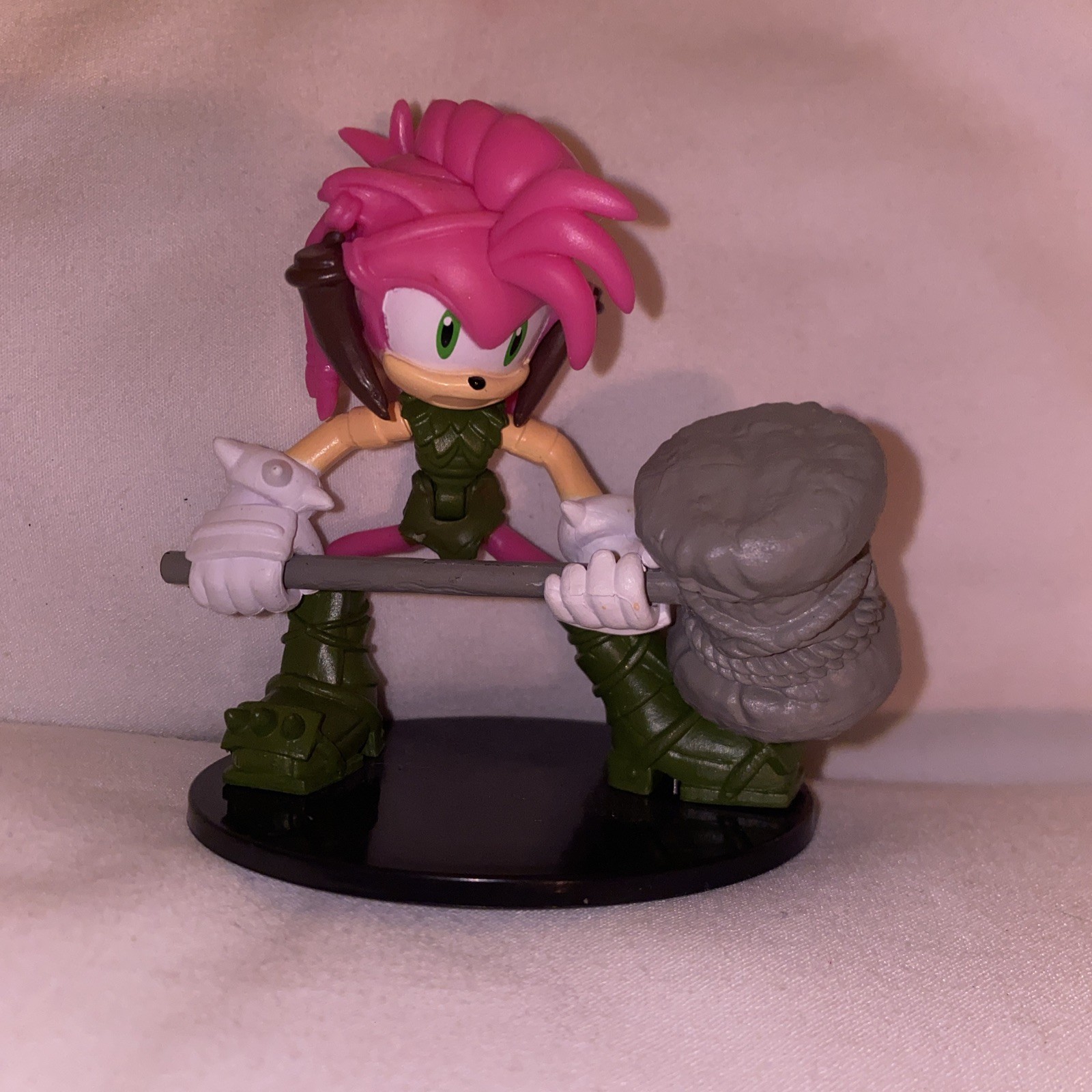 Sonic The Hedgehog Sonic Prime Amy Boss Cage Mays Mini Figure