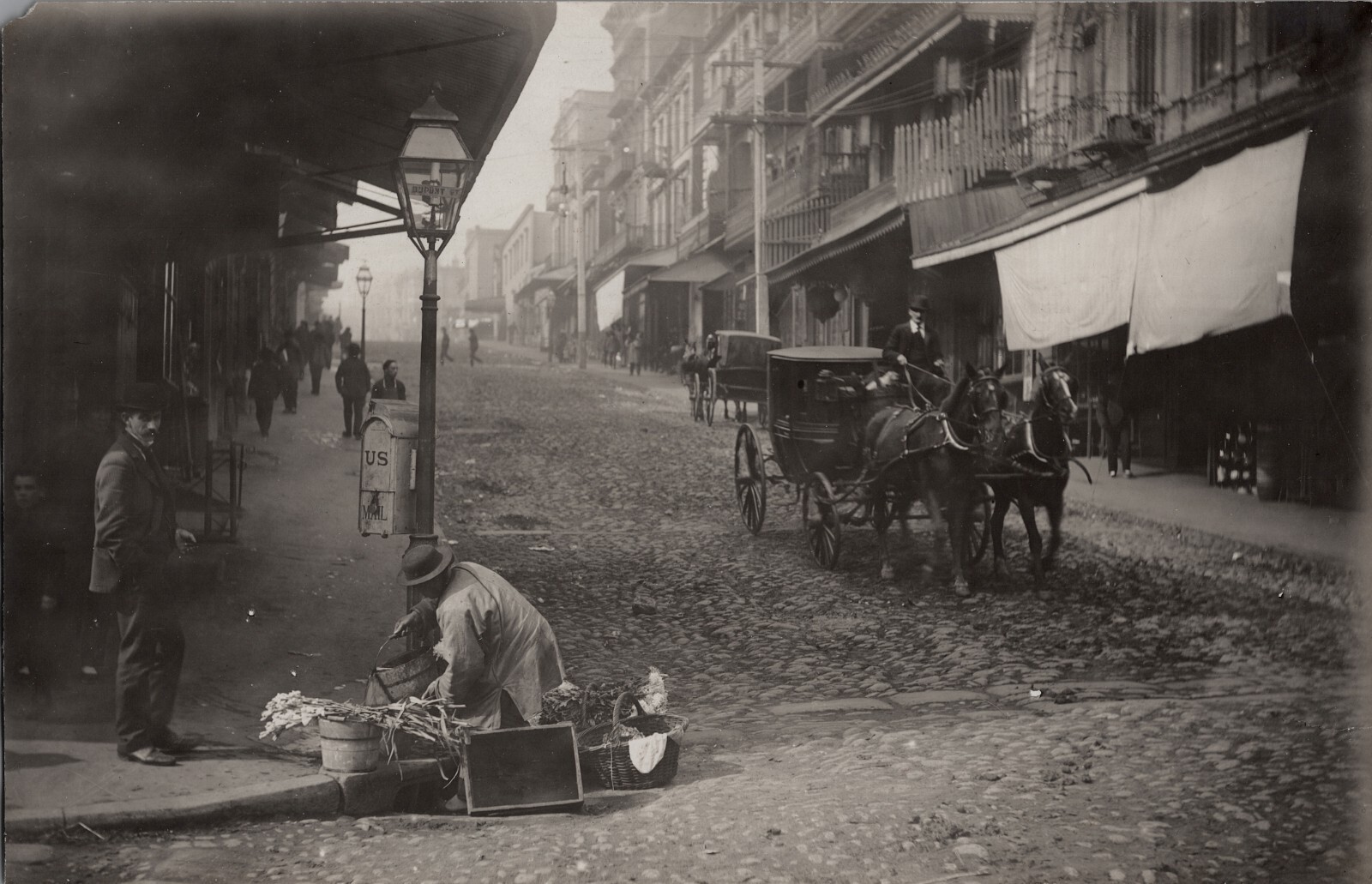 Very Early San Francisco Photo Dupont Street (Grant) Cobblestone, Chinatown 1880