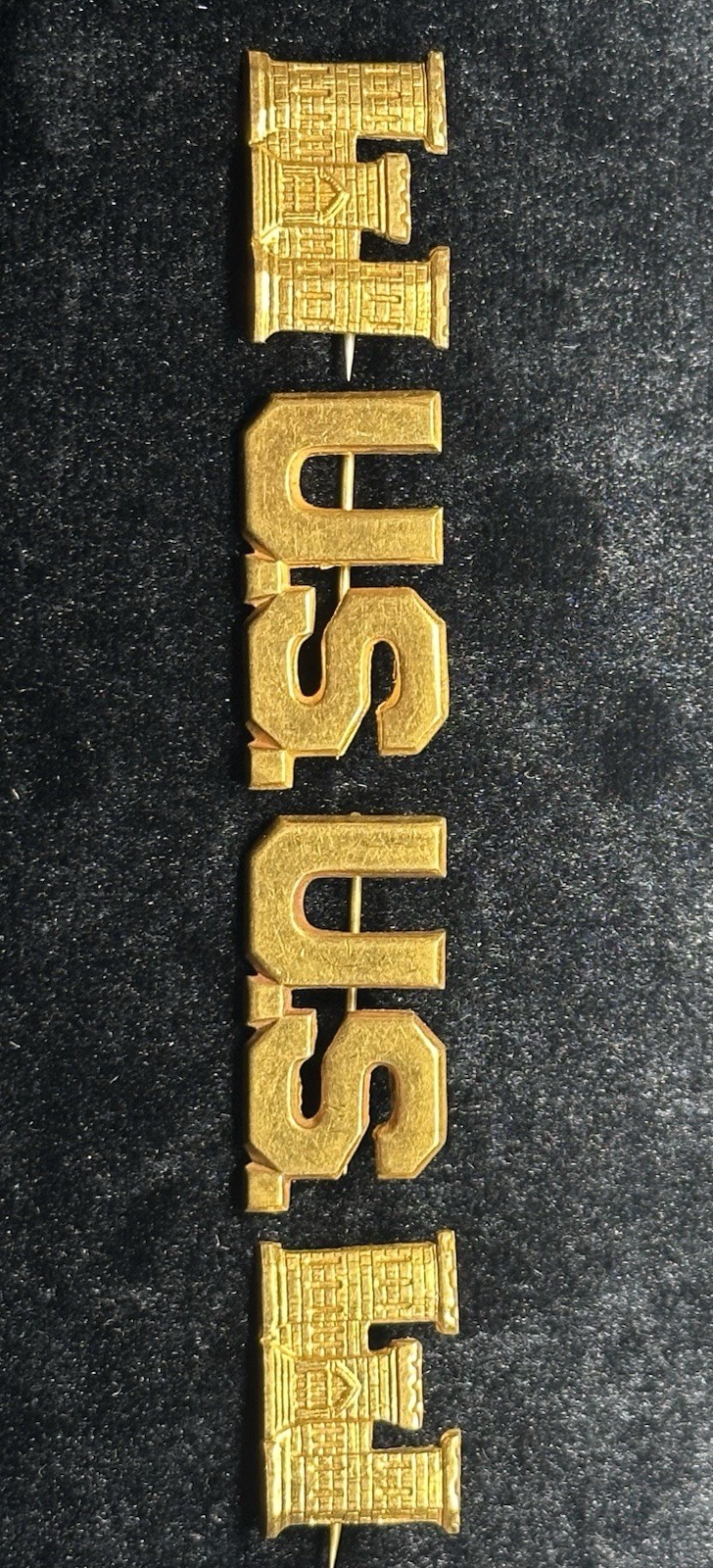 PAIR U.S.M1902 FULL SET ENGINEERS COLLAR INSIGNIA SPANISH AMERICAN WAR-ORIGINAL.