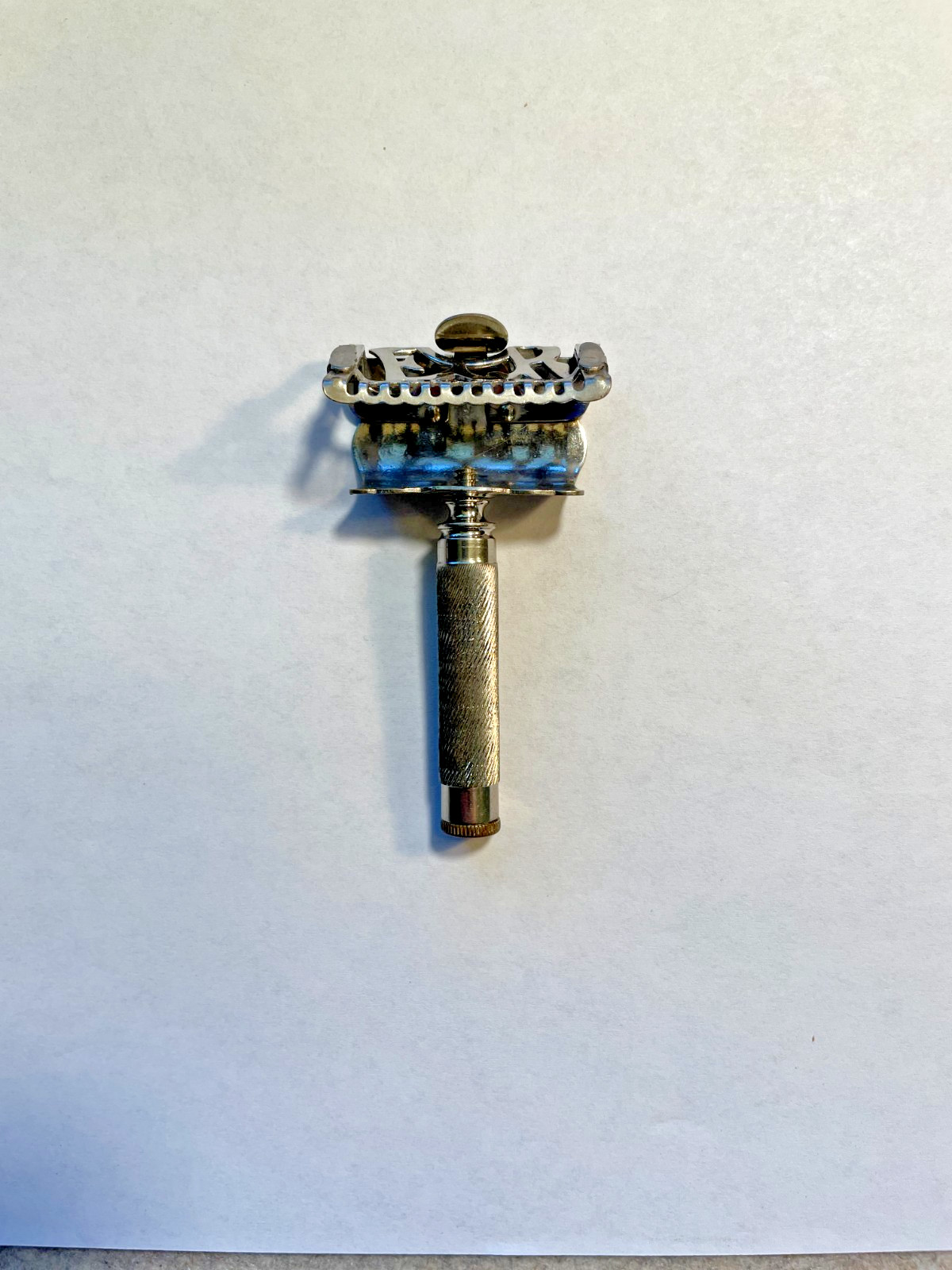 1904-1911 ASR (Ever-Ready) Lather Catcher Safety Razor with Tubular Handle
