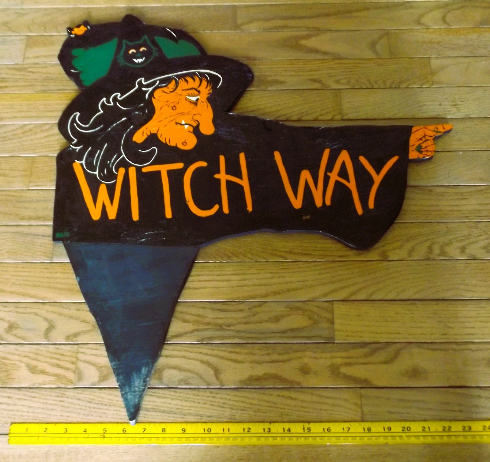 VINTAGE HALLOWEEN OOAK ARTIST MADE WOOD SIGN PARTY DECORATION MUST SEE  #2