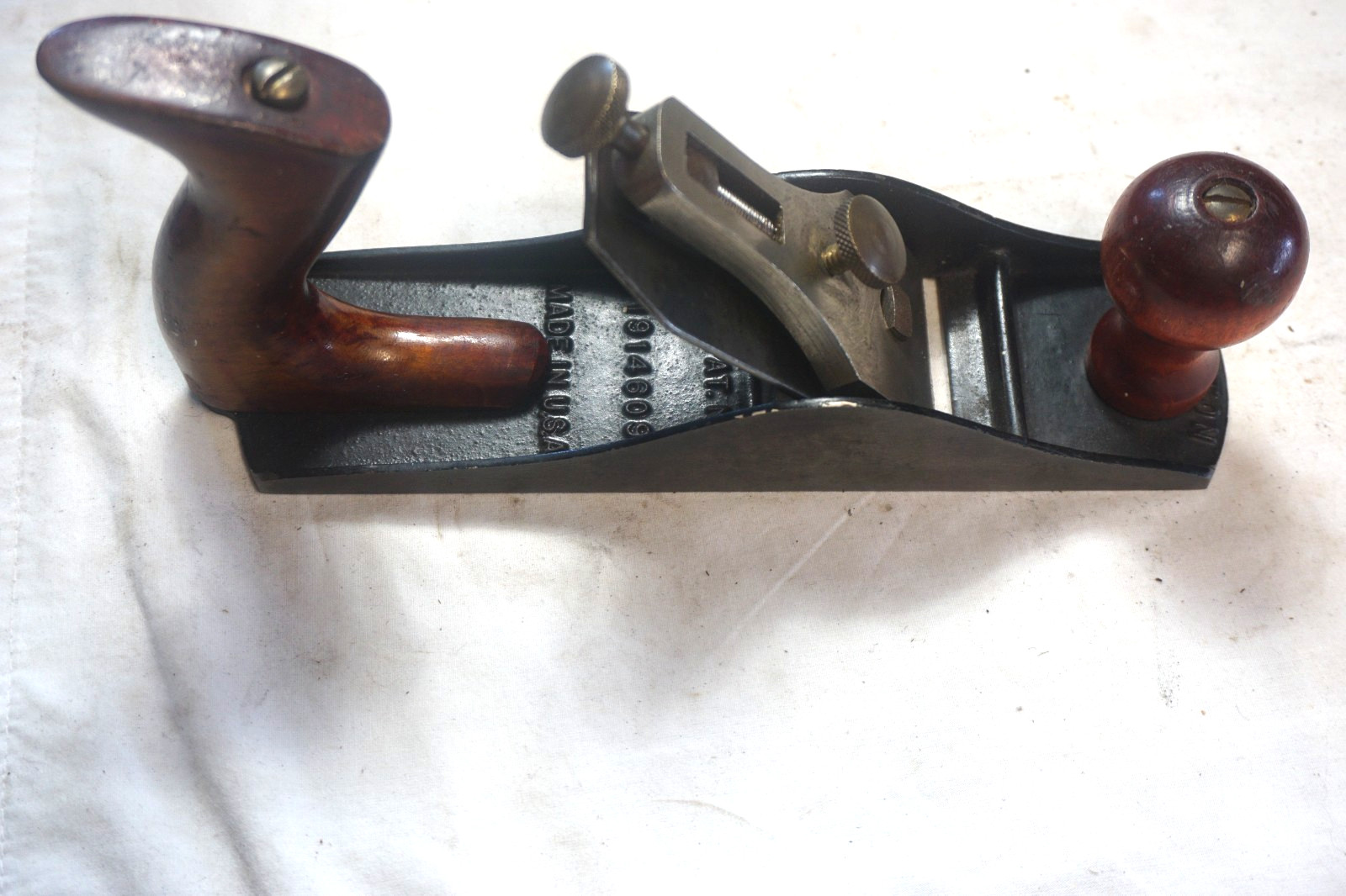 VINTAGE SHELTON SMOOTH PLANE - PATENTED - EASY ADJUST CUTTER