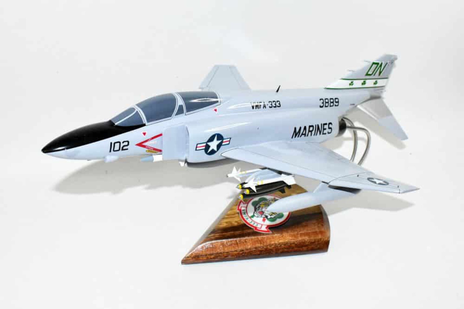 VMFA-333 Fighting Shamrocks (153889) F-4J Model, 1/42 (18\